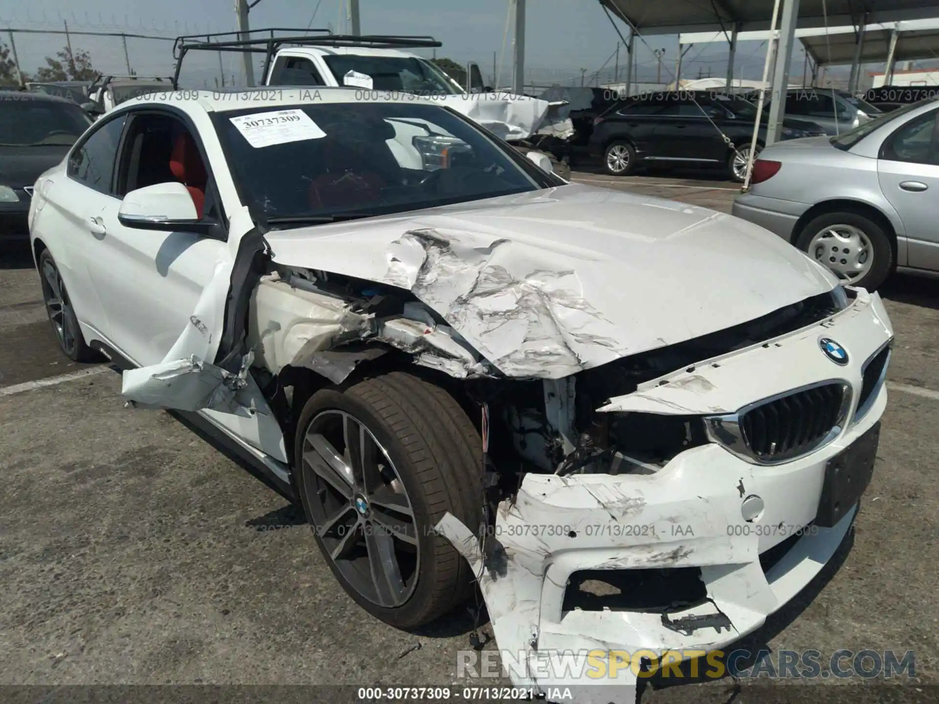 1 Photograph of a damaged car WBA4W3C58KAF92026 BMW 4 SERIES 2019