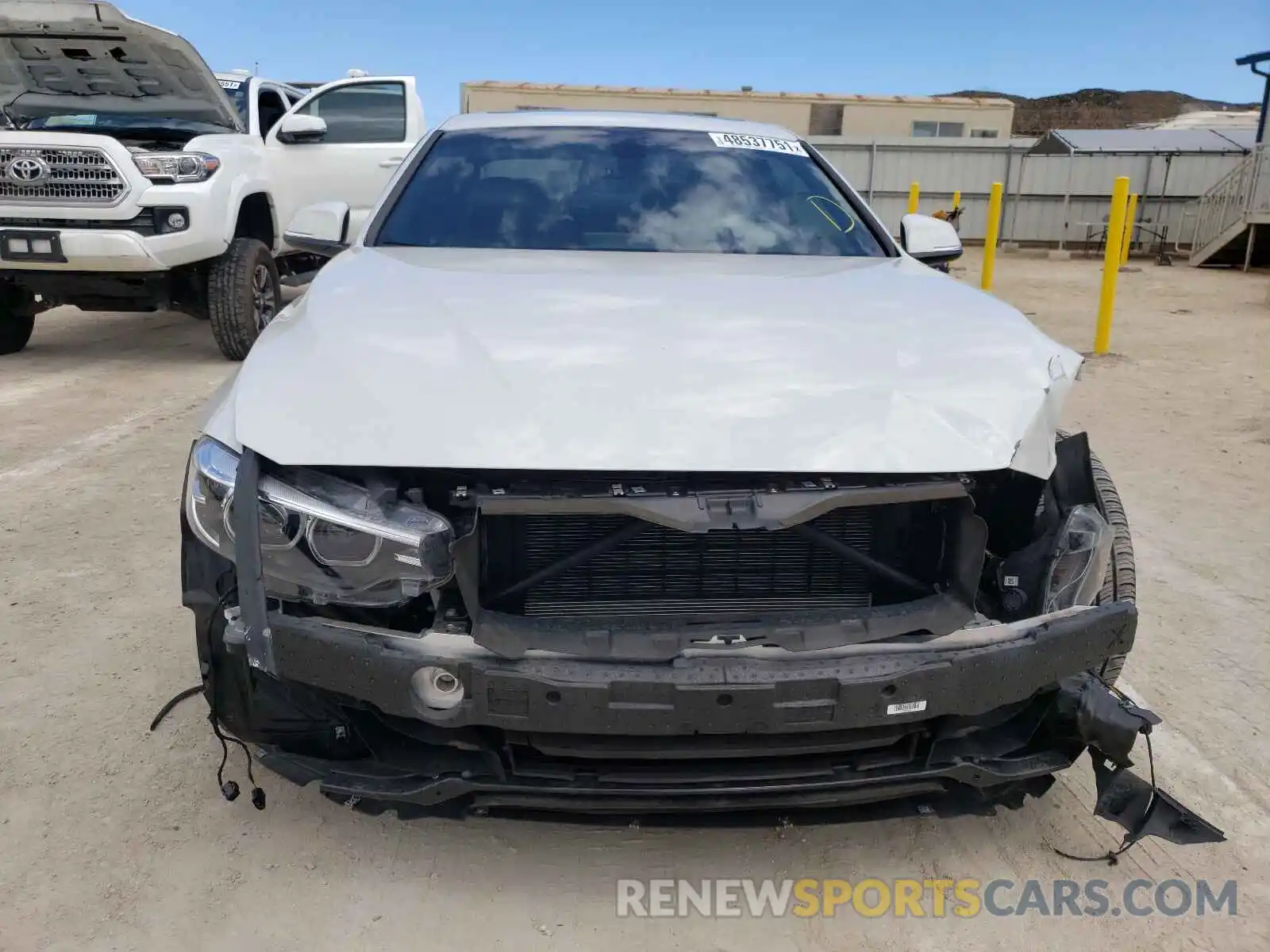 9 Photograph of a damaged car WBA4W3C58KAF92401 BMW 4 SERIES 2019