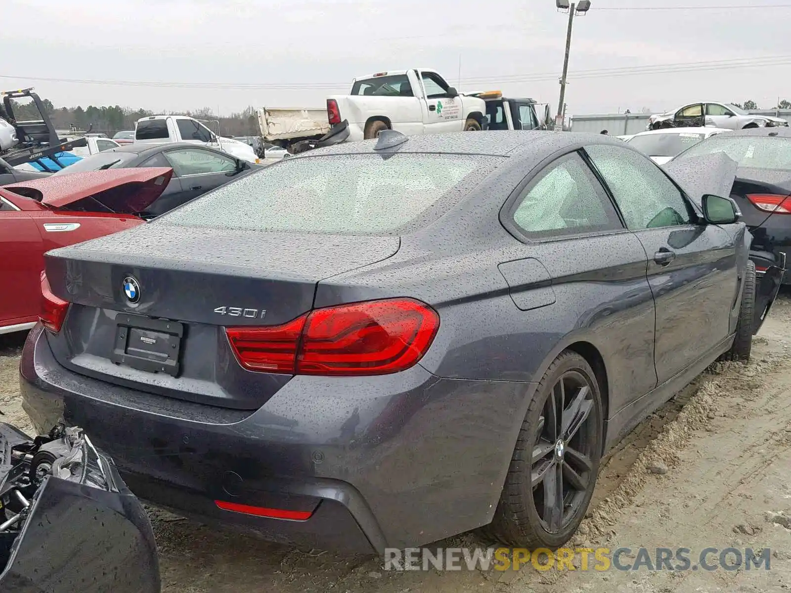 4 Photograph of a damaged car WBA4W3C59KAF92486 BMW 4 SERIES 2019