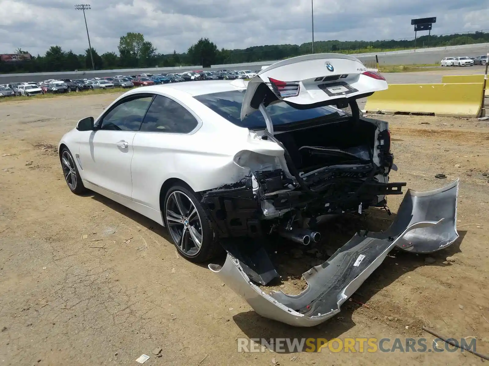 3 Photograph of a damaged car WBA4W3C59KAF93461 BMW 4 SERIES 2019