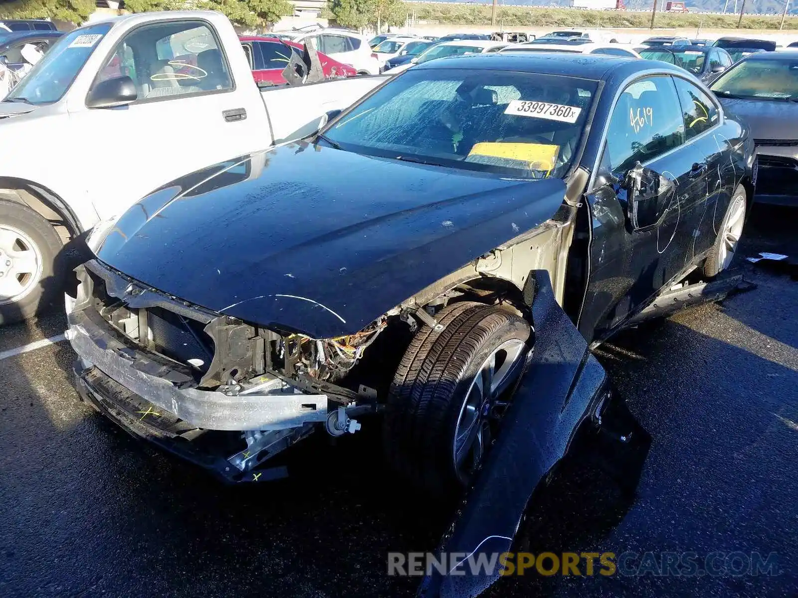 2 Фотография поврежденного автомобиля WBA4W3C5XKAF93646 BMW 4 SERIES 2019