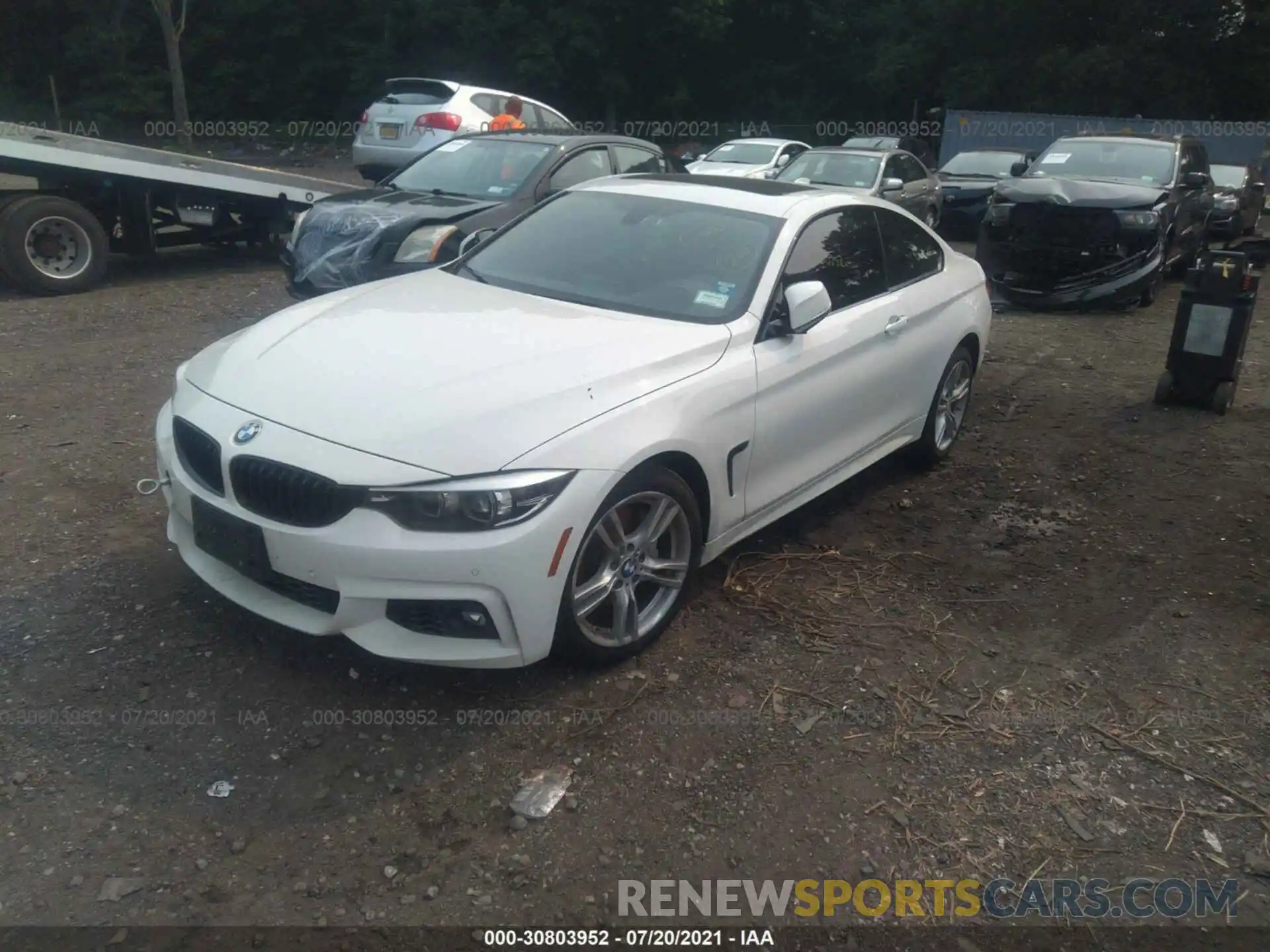 2 Фотография поврежденного автомобиля WBA4W5C52KAE43705 BMW 4 SERIES 2019