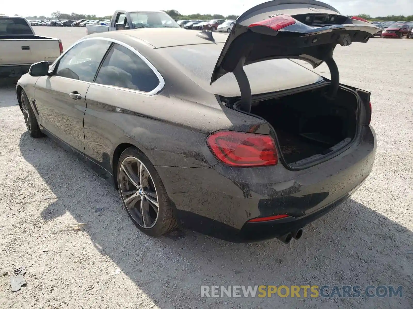 3 Photograph of a damaged car WBA4W5C5XKAE49381 BMW 4 SERIES 2019