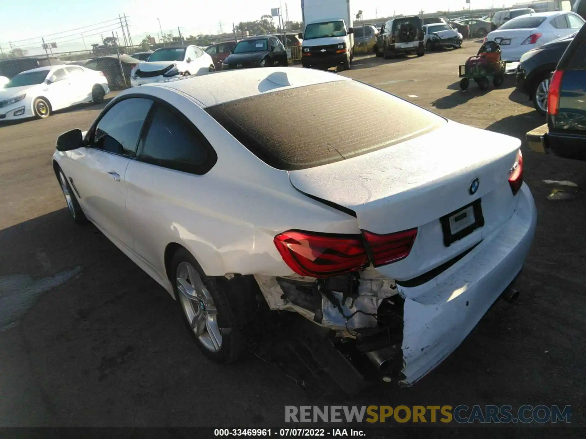 3 Photograph of a damaged car WBA4W7C50KAG52159 BMW 4 SERIES 2019