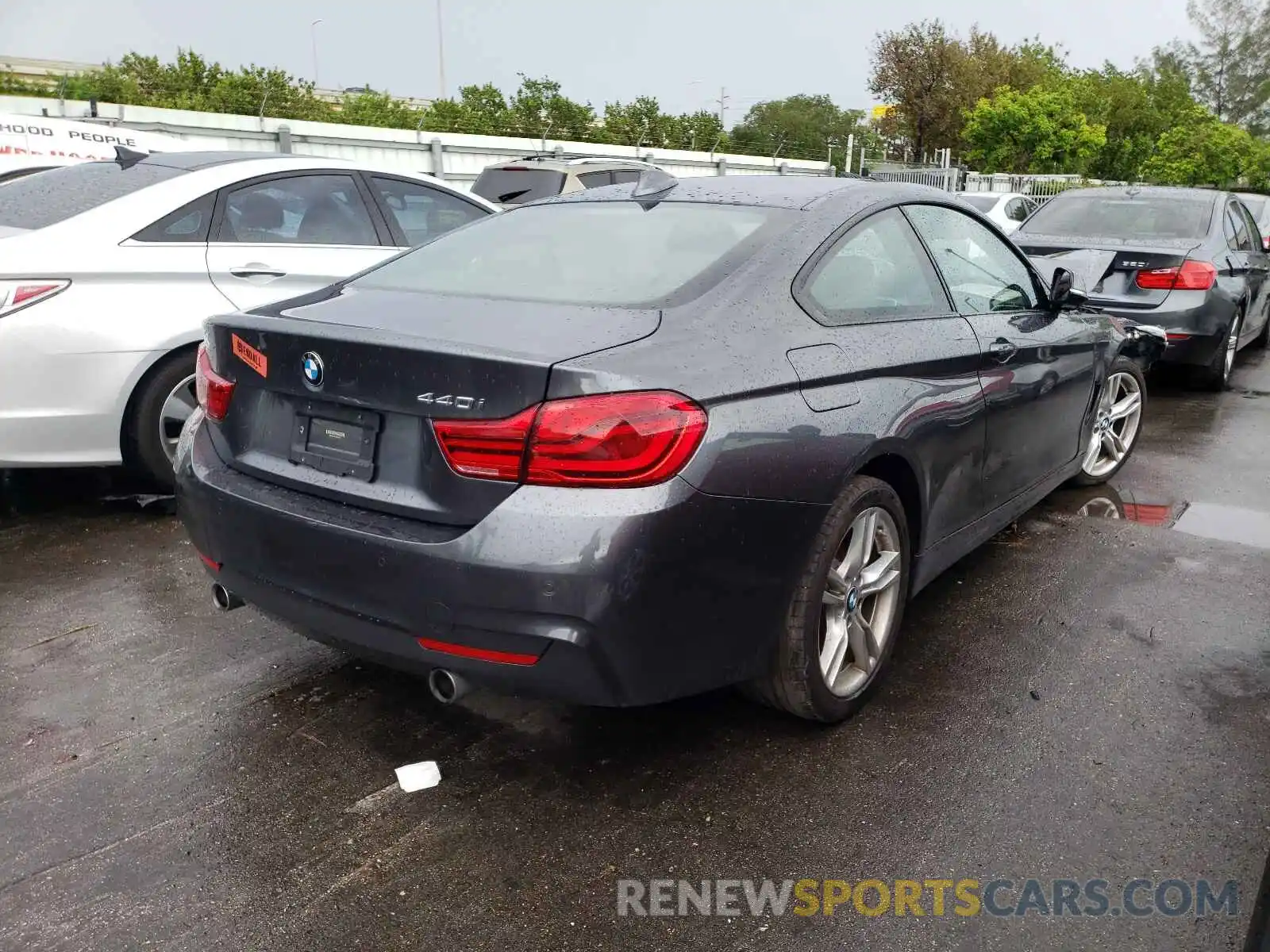 4 Photograph of a damaged car WBA4W7C50KAG52162 BMW 4 SERIES 2019