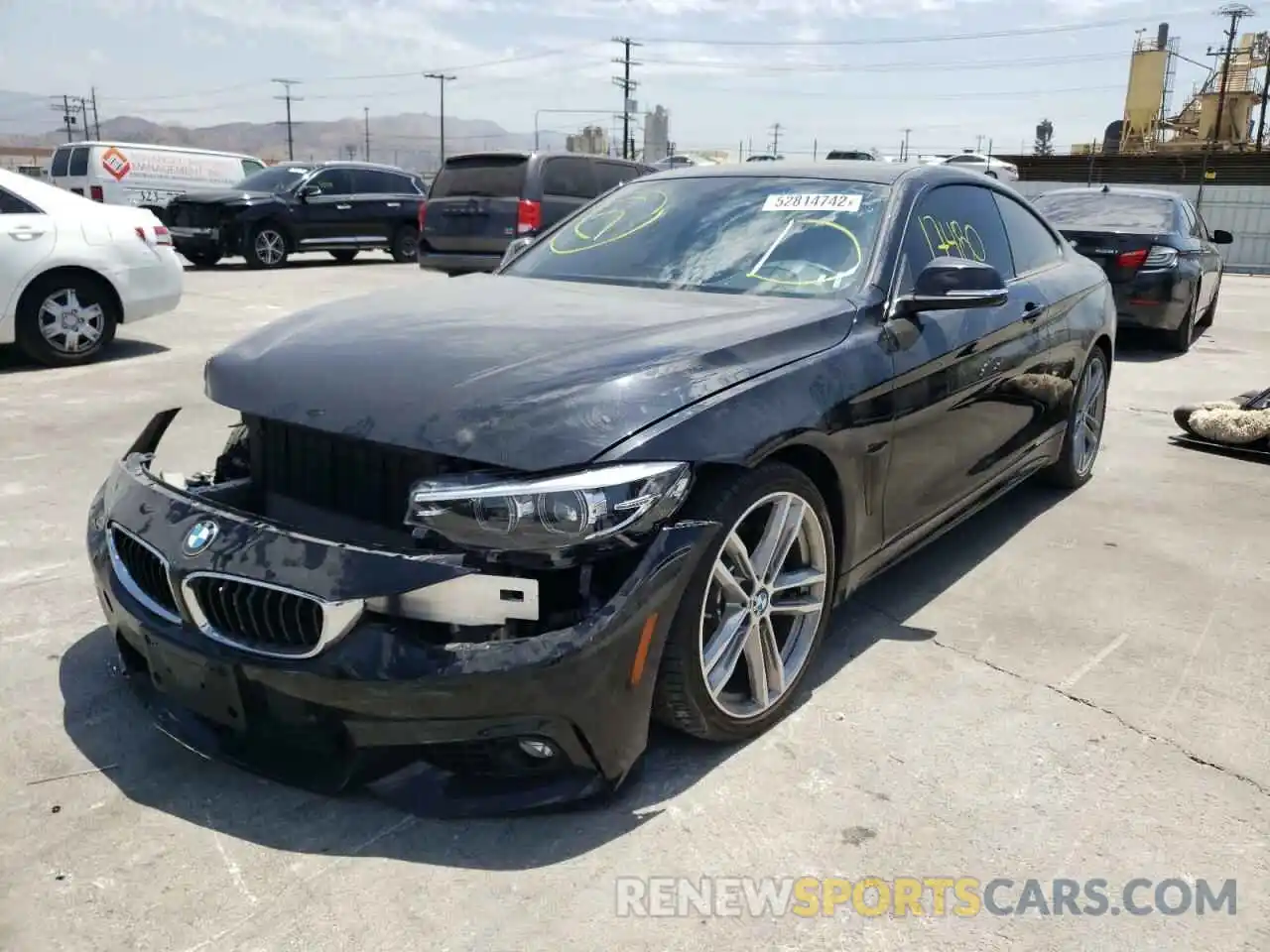 2 Photograph of a damaged car WBA4W7C54KAG52455 BMW 4 SERIES 2019