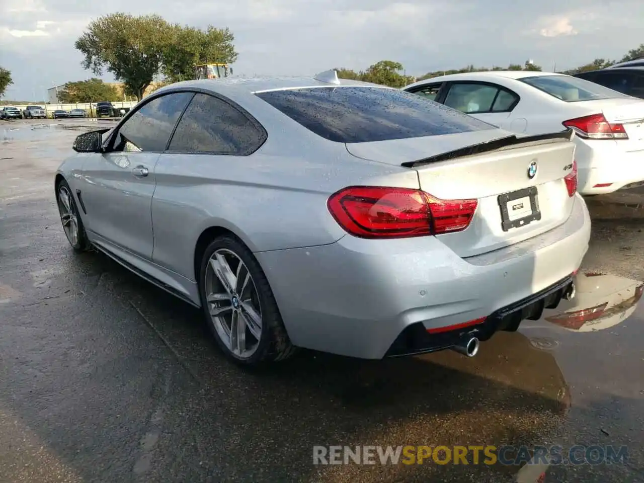 3 Photograph of a damaged car WBA4W7C54KAG52620 BMW 4 SERIES 2019