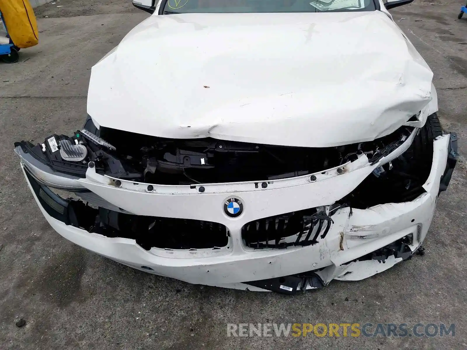 9 Photograph of a damaged car WBA4W7C54KAG52987 BMW 4 SERIES 2019