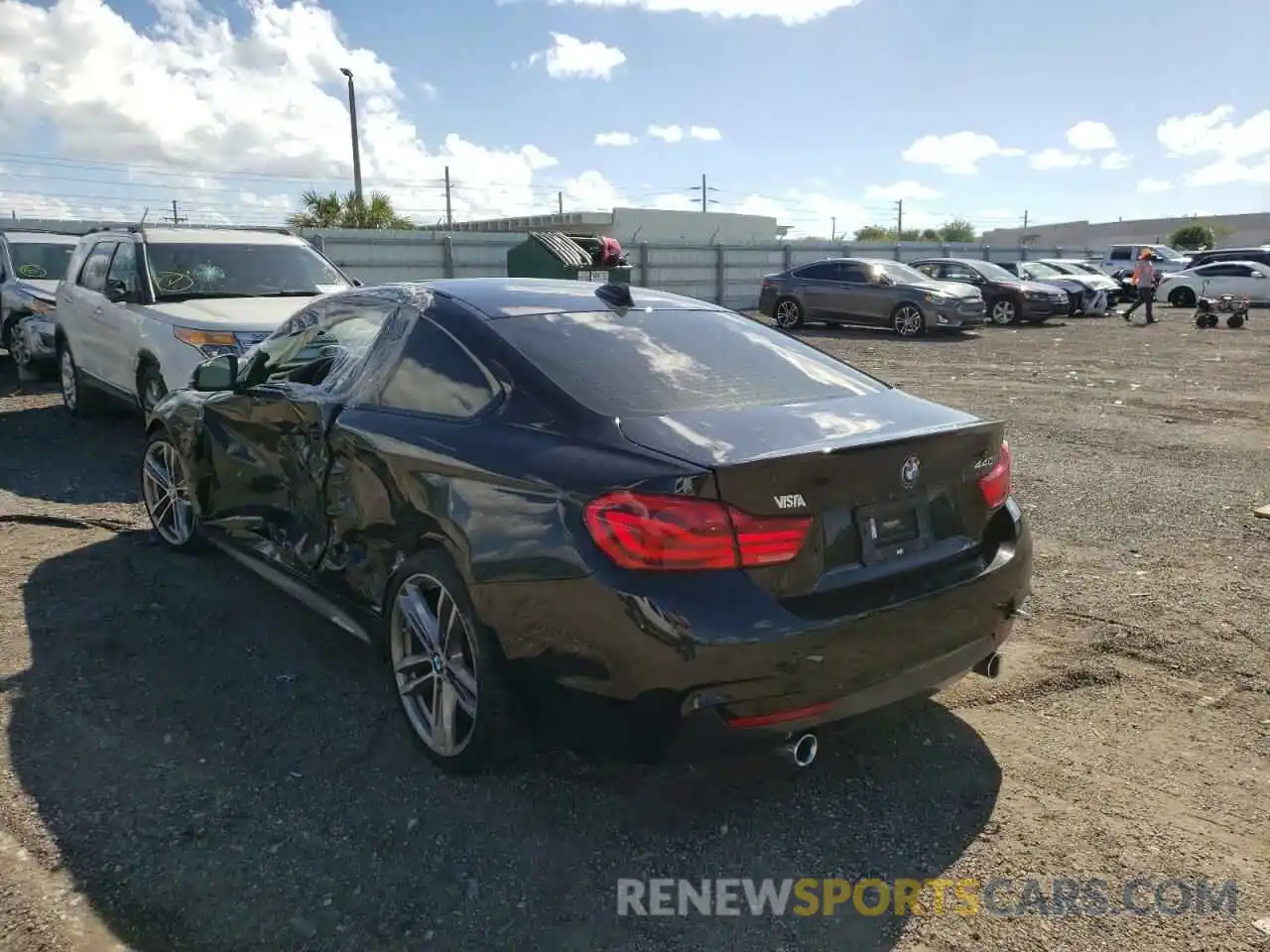 3 Photograph of a damaged car WBA4W7C57KAG52594 BMW 4 SERIES 2019