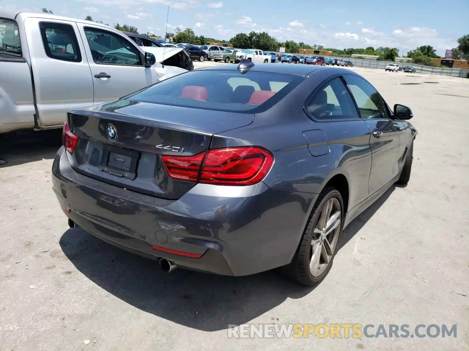 4 Photograph of a damaged car WBA4W7C57KAG52725 BMW 4 SERIES 2019