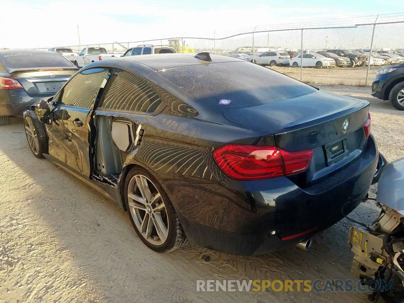 3 Photograph of a damaged car WBA4W7C58KAG51860 BMW 4 SERIES 2019