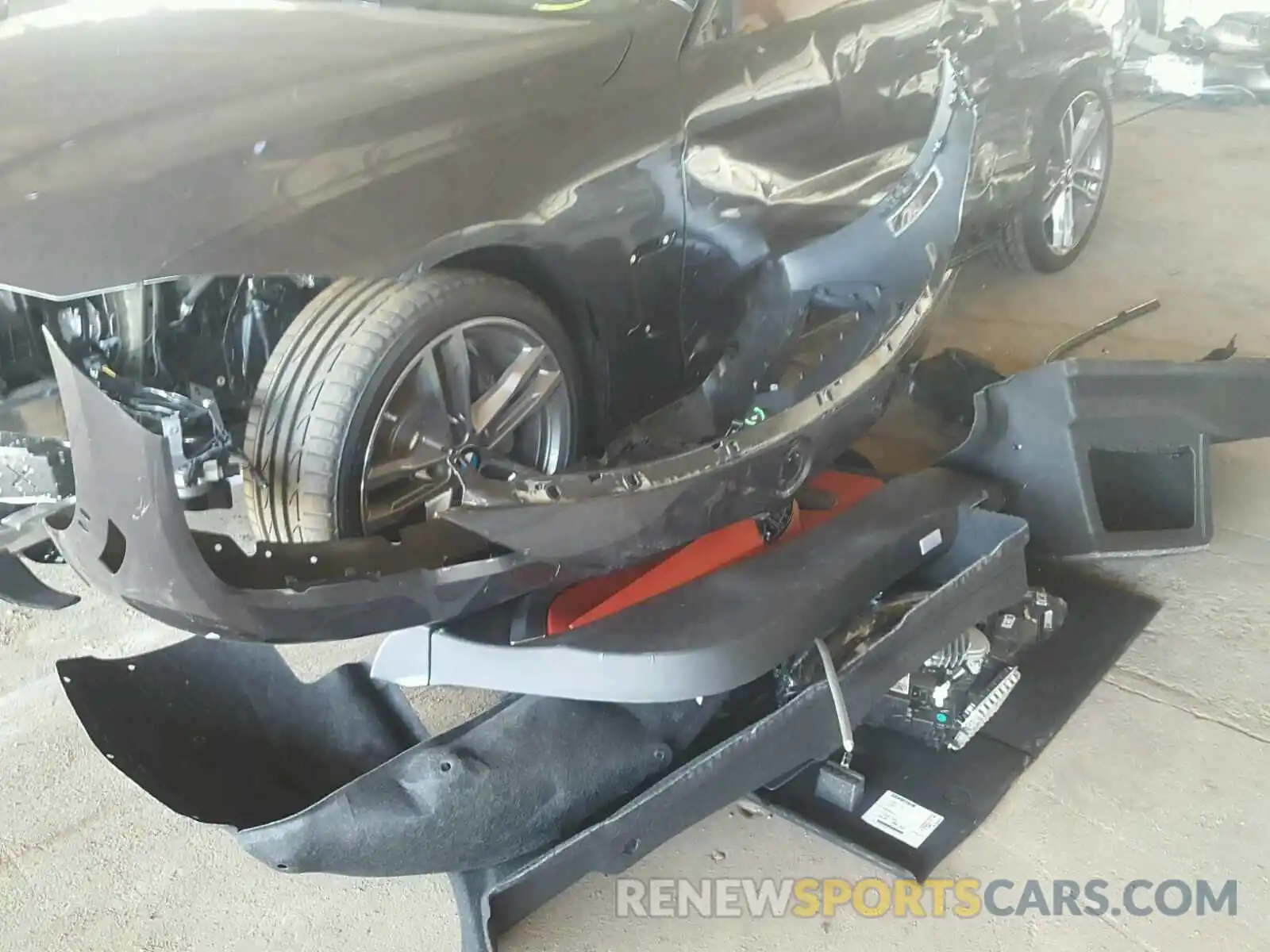 9 Photograph of a damaged car WBA4W7C59KAG52175 BMW 4 SERIES 2019