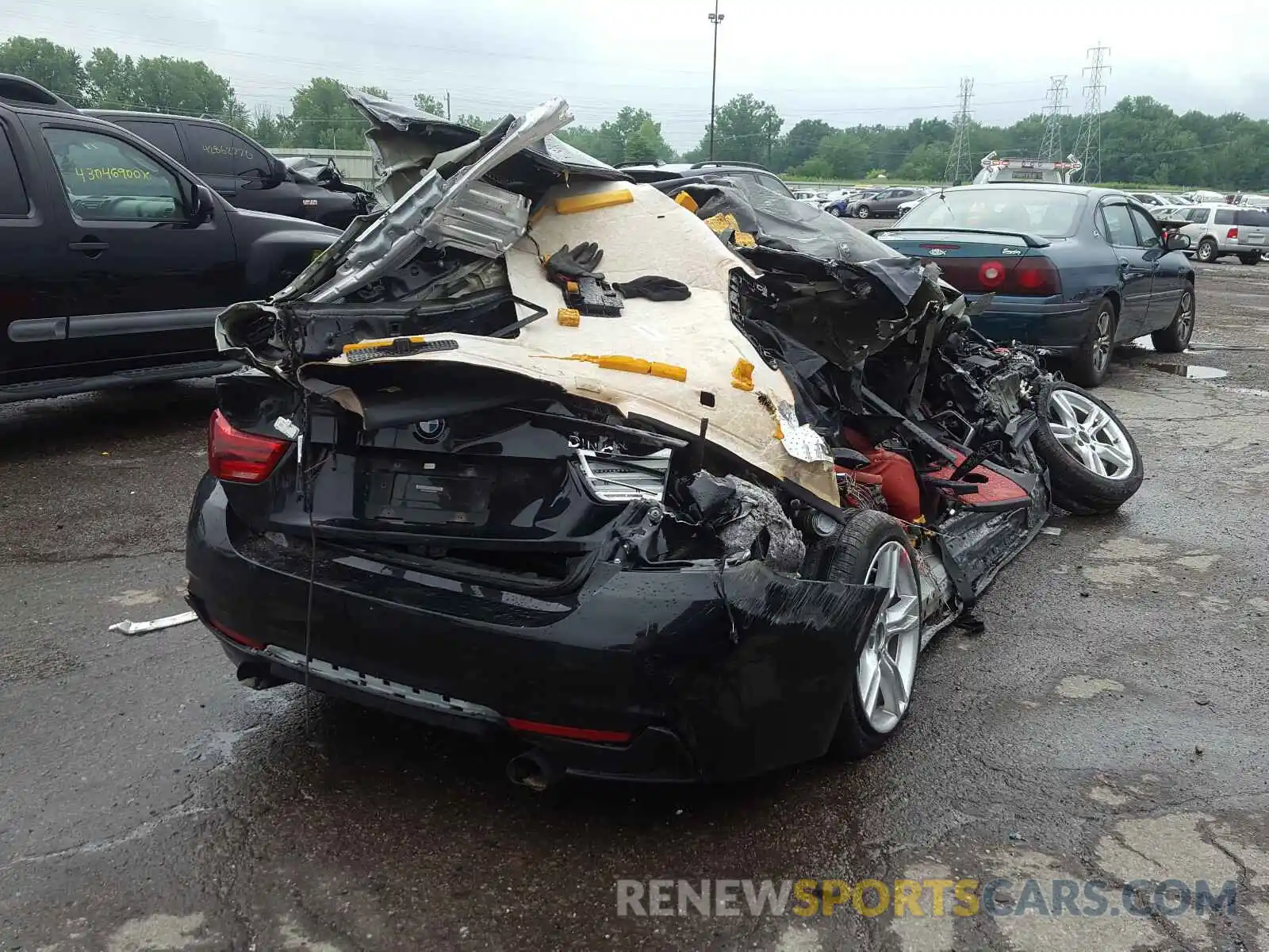 4 Photograph of a damaged car WBA4W9C52KAF94387 BMW 4 SERIES 2019