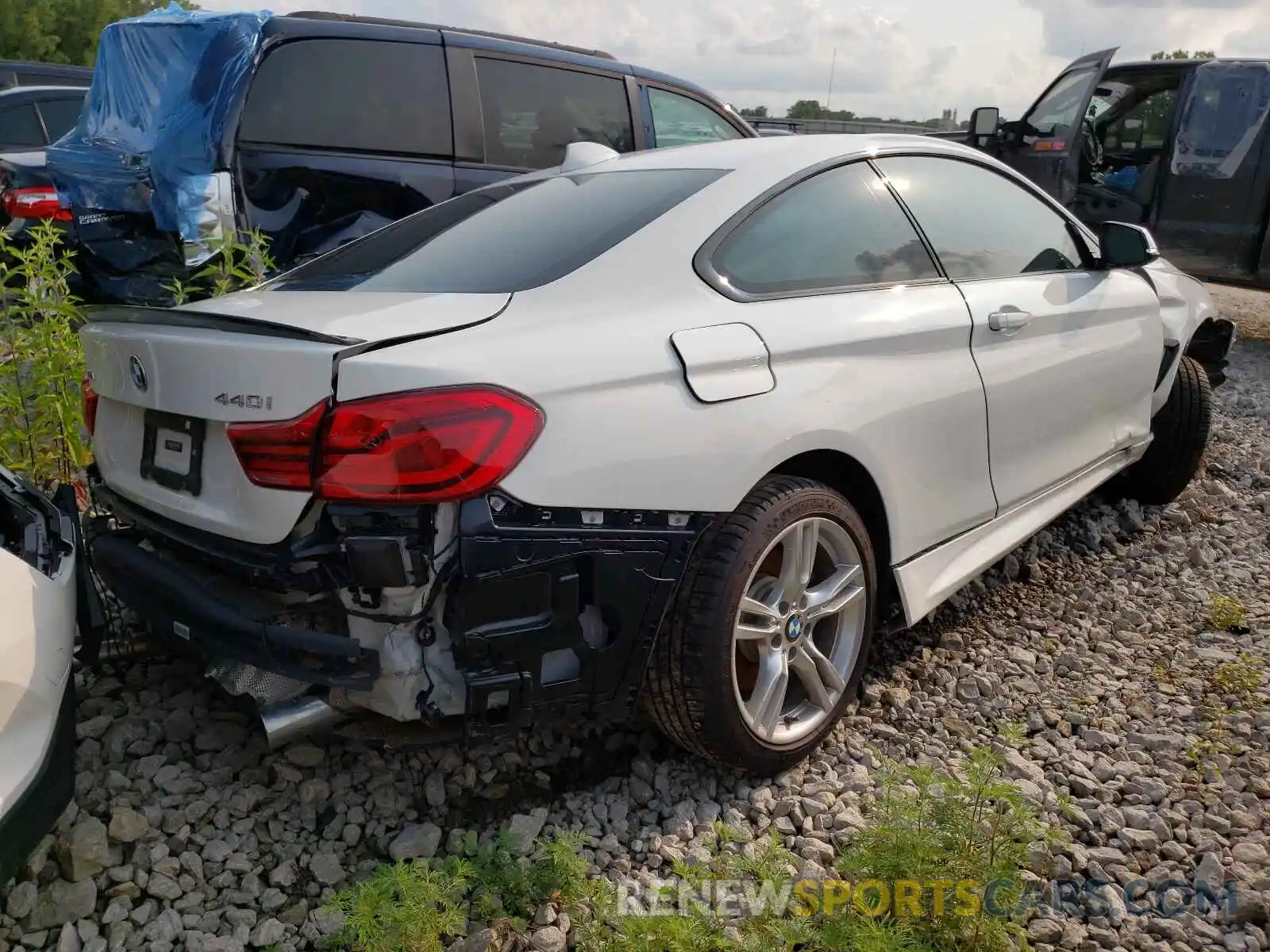 4 Photograph of a damaged car WBA4W9C5XKAF94184 BMW 4 SERIES 2019