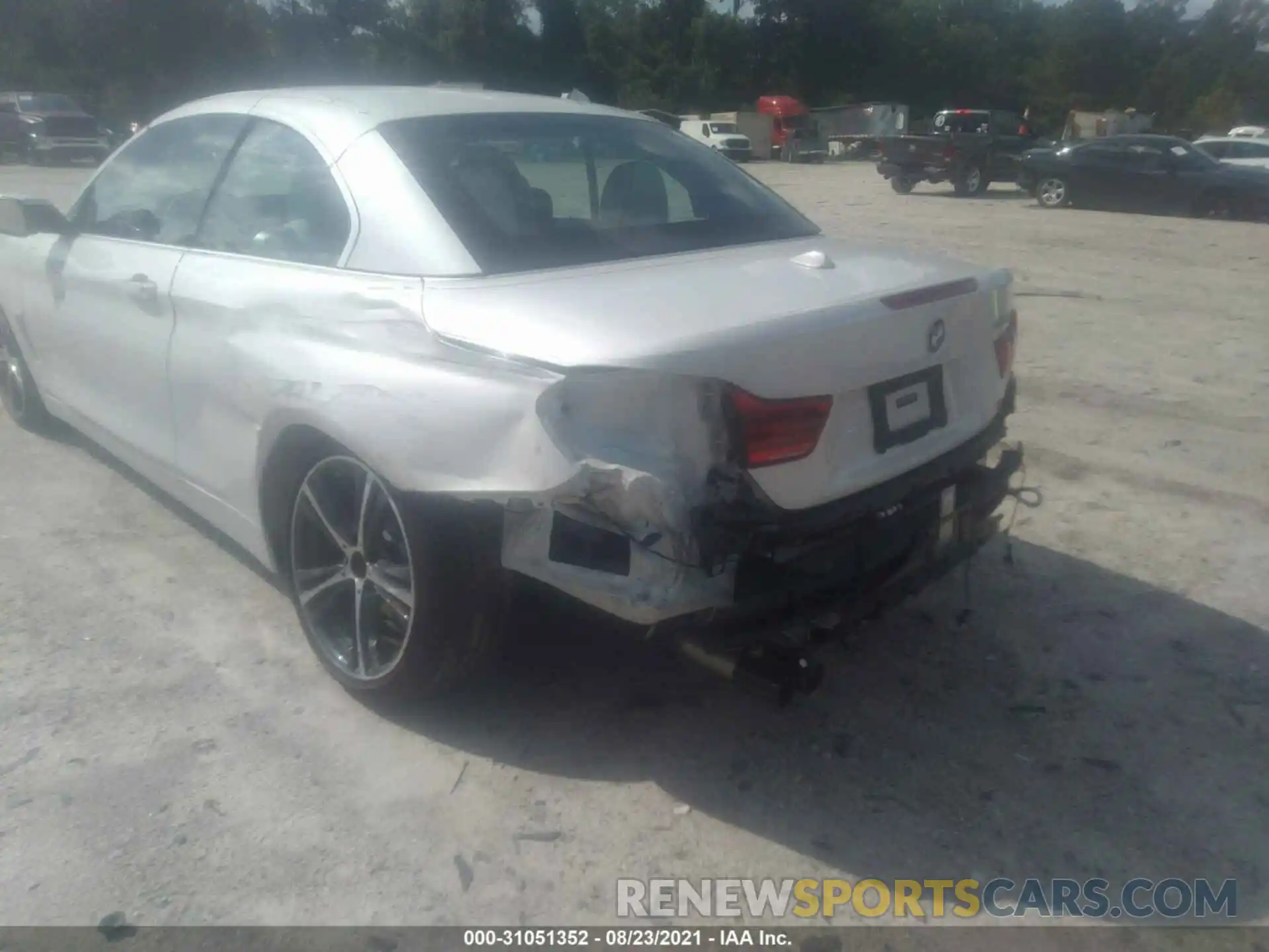 6 Photograph of a damaged car WBA4Z1C50KEE44098 BMW 4 SERIES 2019