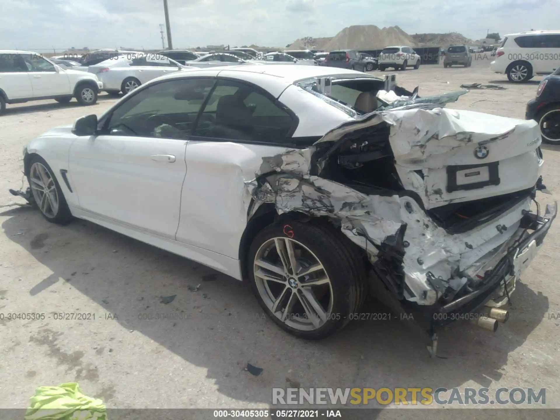 3 Photograph of a damaged car WBA4Z1C52KEE44622 BMW 4 SERIES 2019