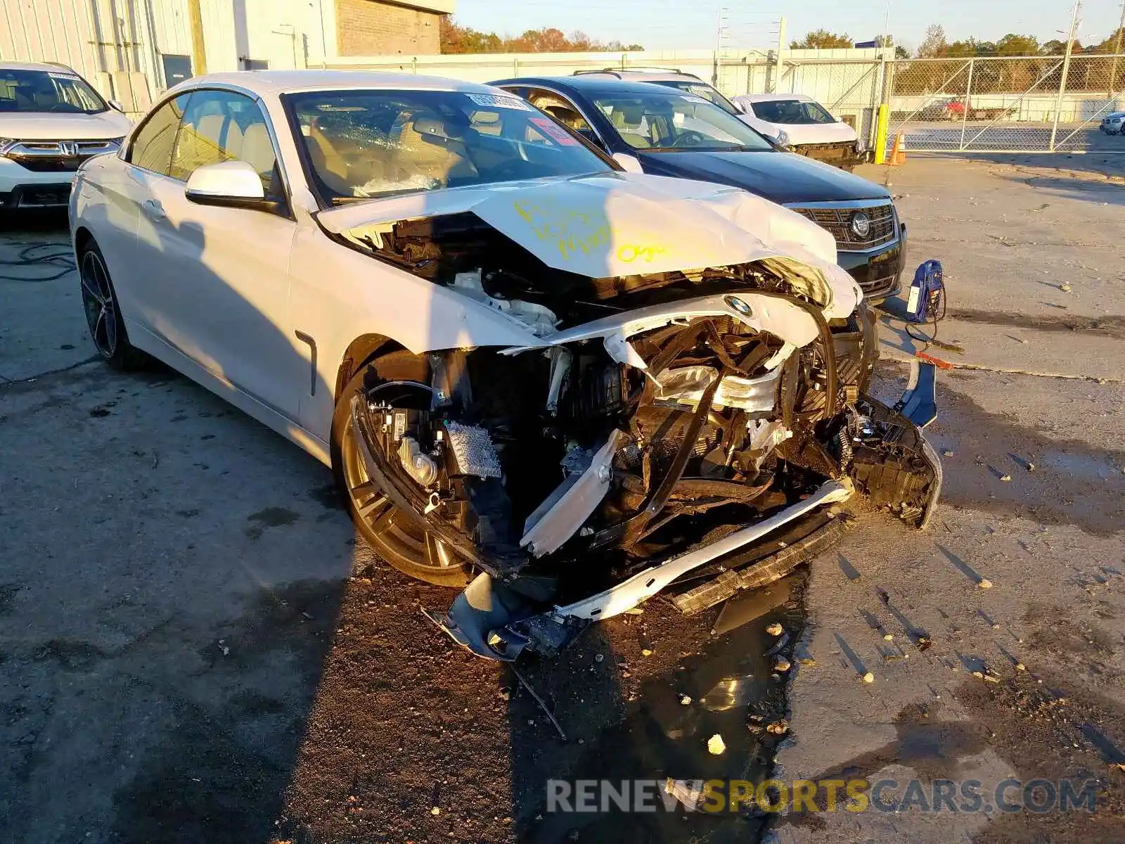 1 Photograph of a damaged car WBA4Z1C52KEE51263 BMW 4 SERIES 2019