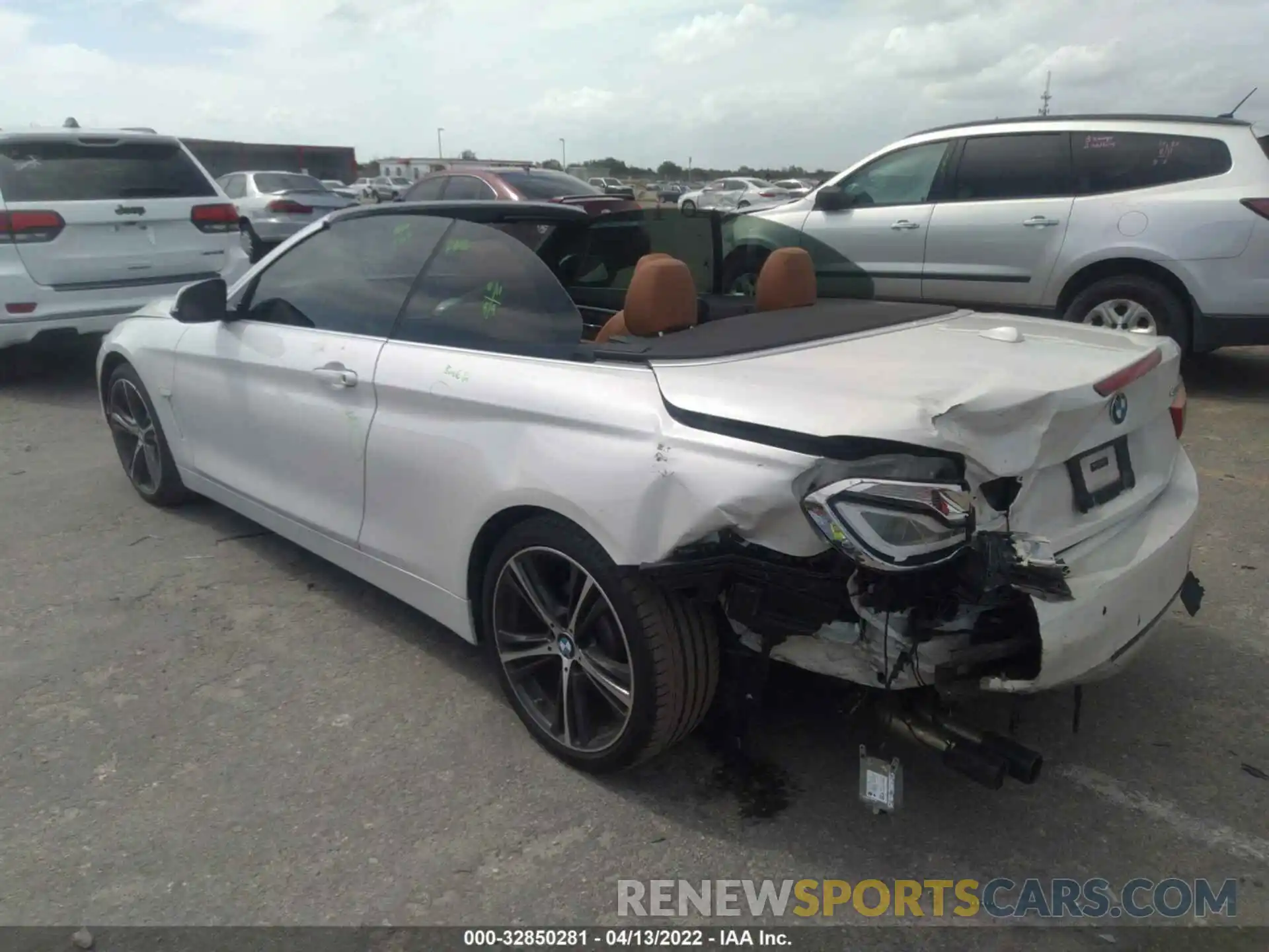 3 Photograph of a damaged car WBA4Z1C58KEE51882 BMW 4 SERIES 2019