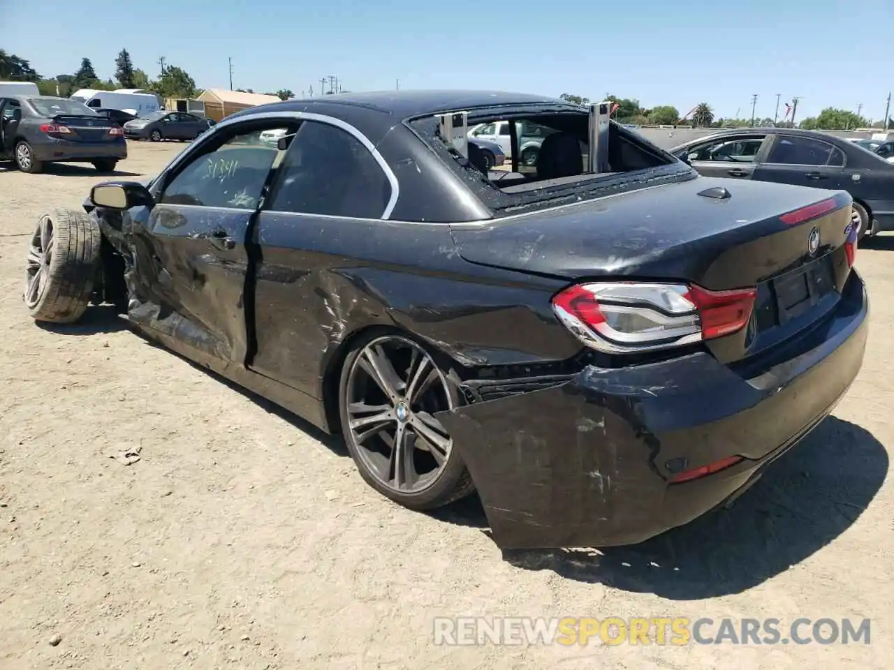 3 Photograph of a damaged car WBA4Z1C5XKEE44044 BMW 4 SERIES 2019