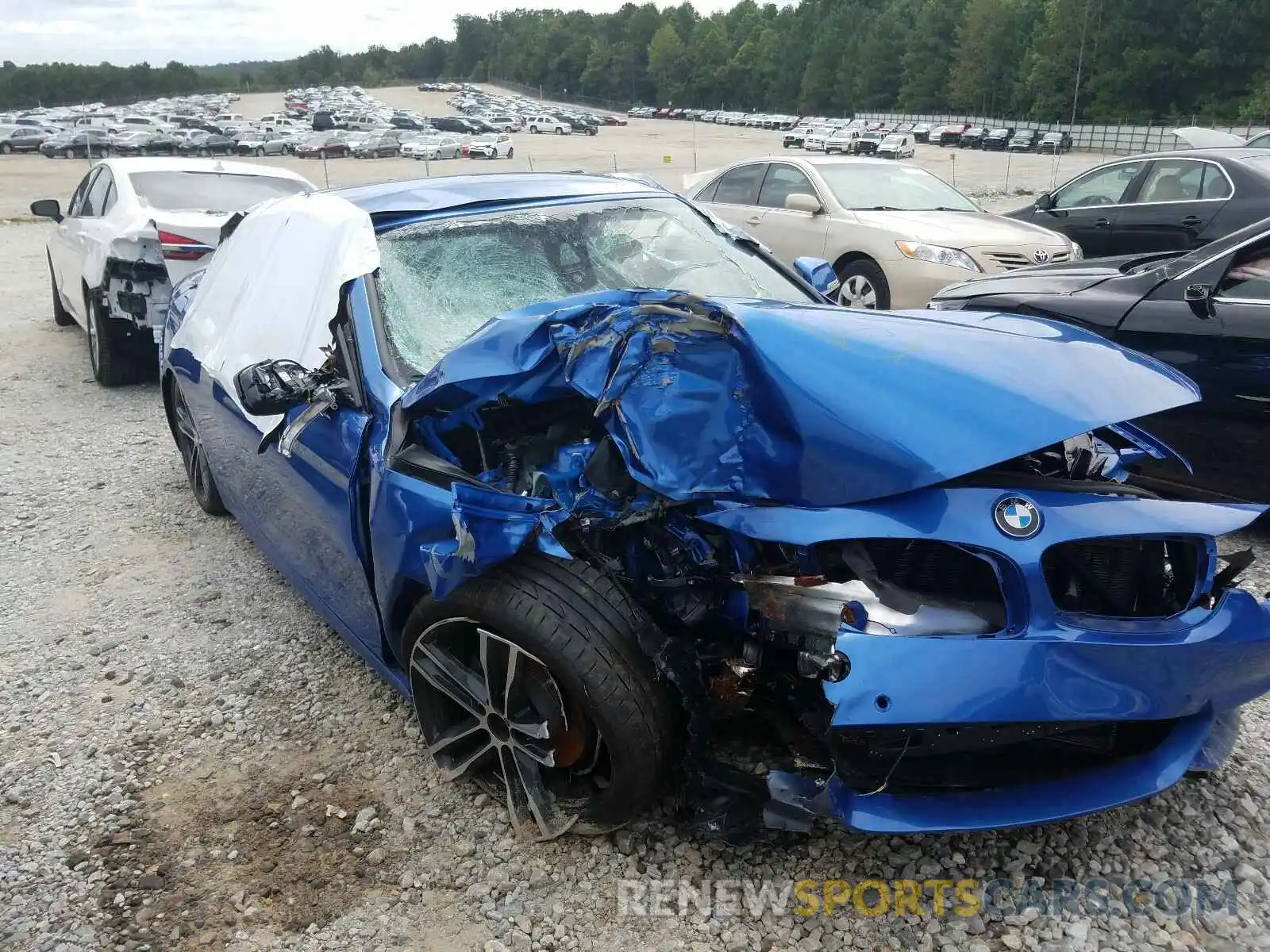 1 Фотография поврежденного автомобиля WBA4Z1C5XKEE44433 BMW 4 SERIES 2019