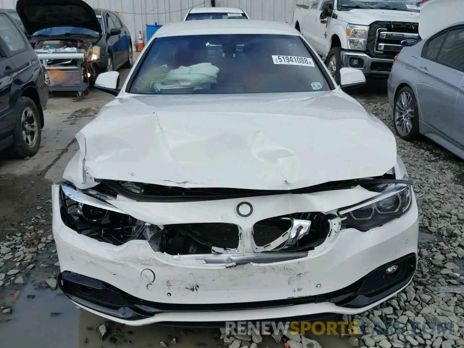 9 Photograph of a damaged car WBA4Z3C59KEC58488 BMW 4 SERIES 2019