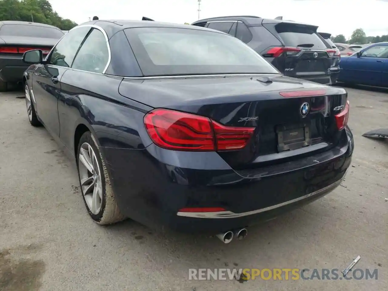 3 Photograph of a damaged car WBA4Z3C5XKEF32054 BMW 4 SERIES 2019