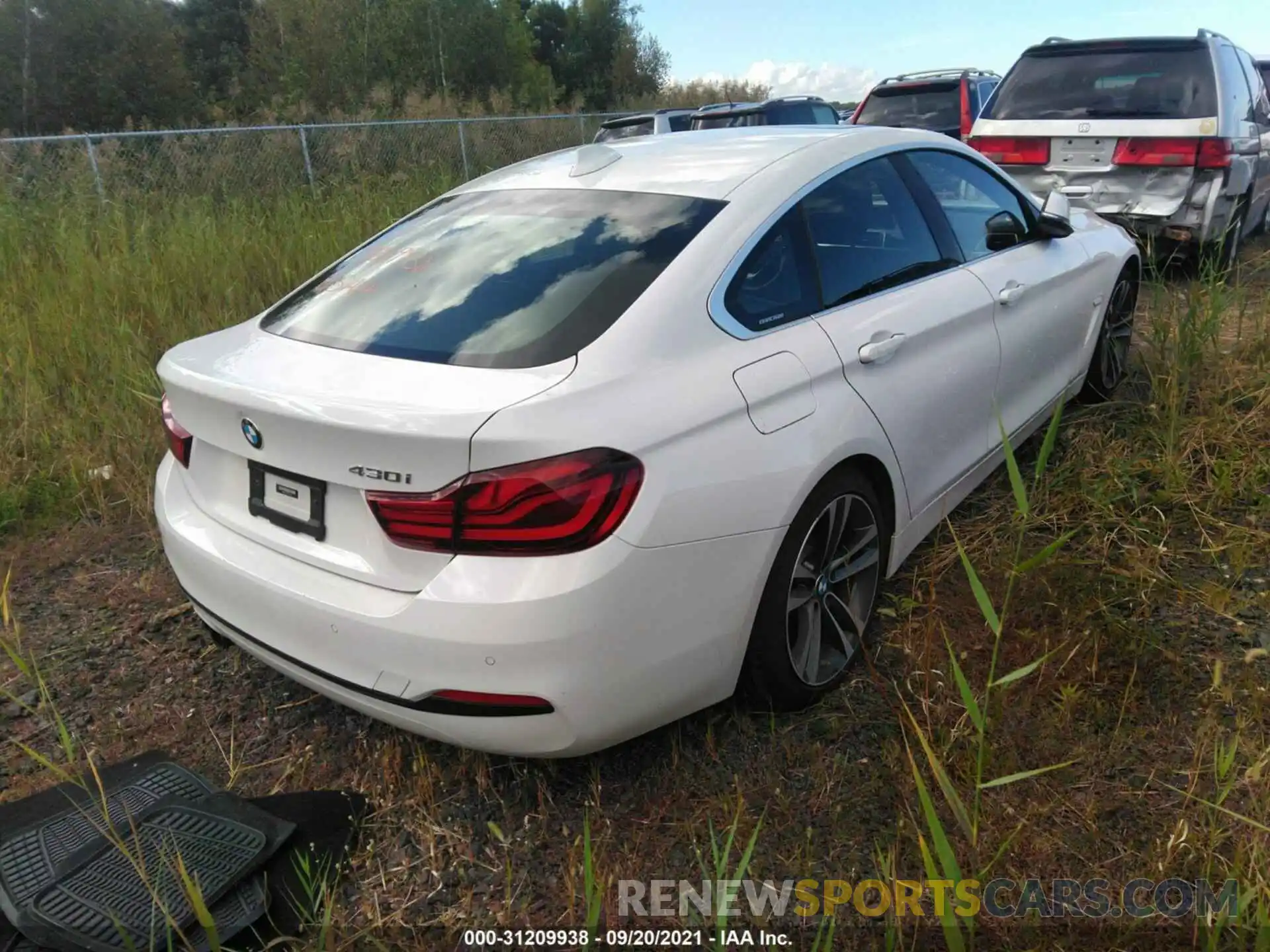 4 Photograph of a damaged car WBA4J1C00LCD73977 BMW 4 SERIES 2020