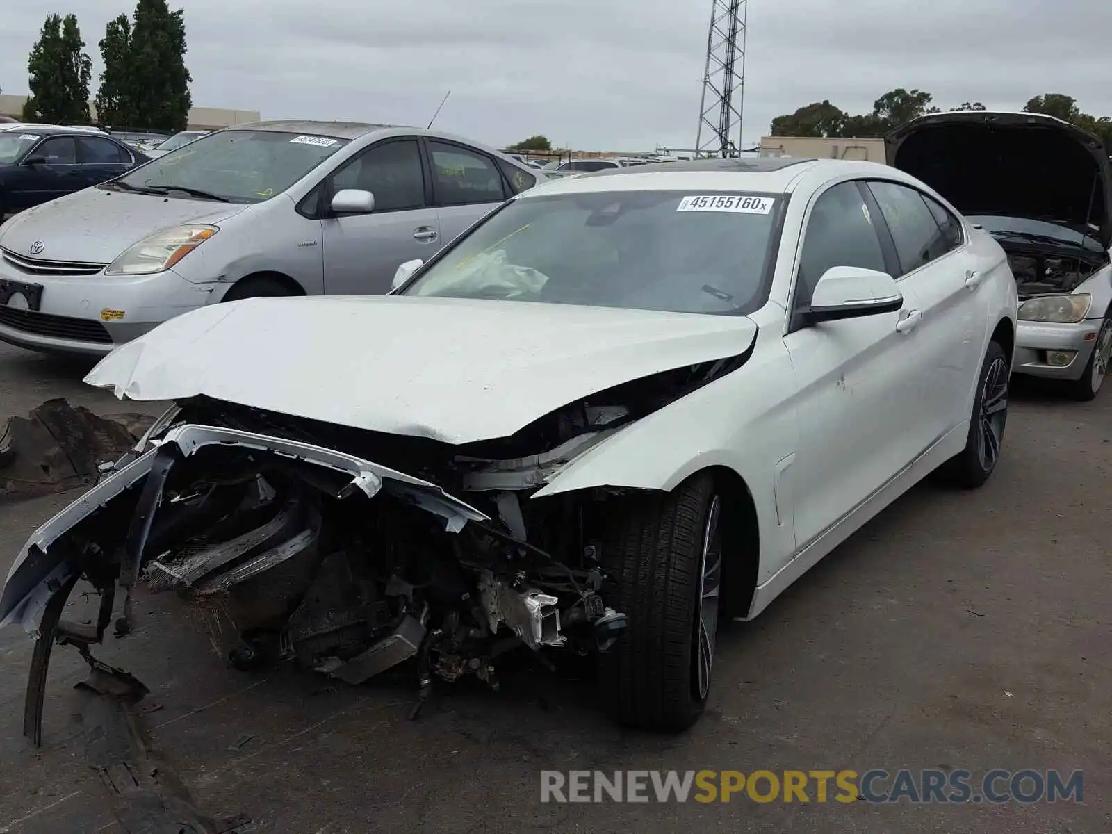 2 Фотография поврежденного автомобиля WBA4J1C01LCD72210 BMW 4 SERIES 2020