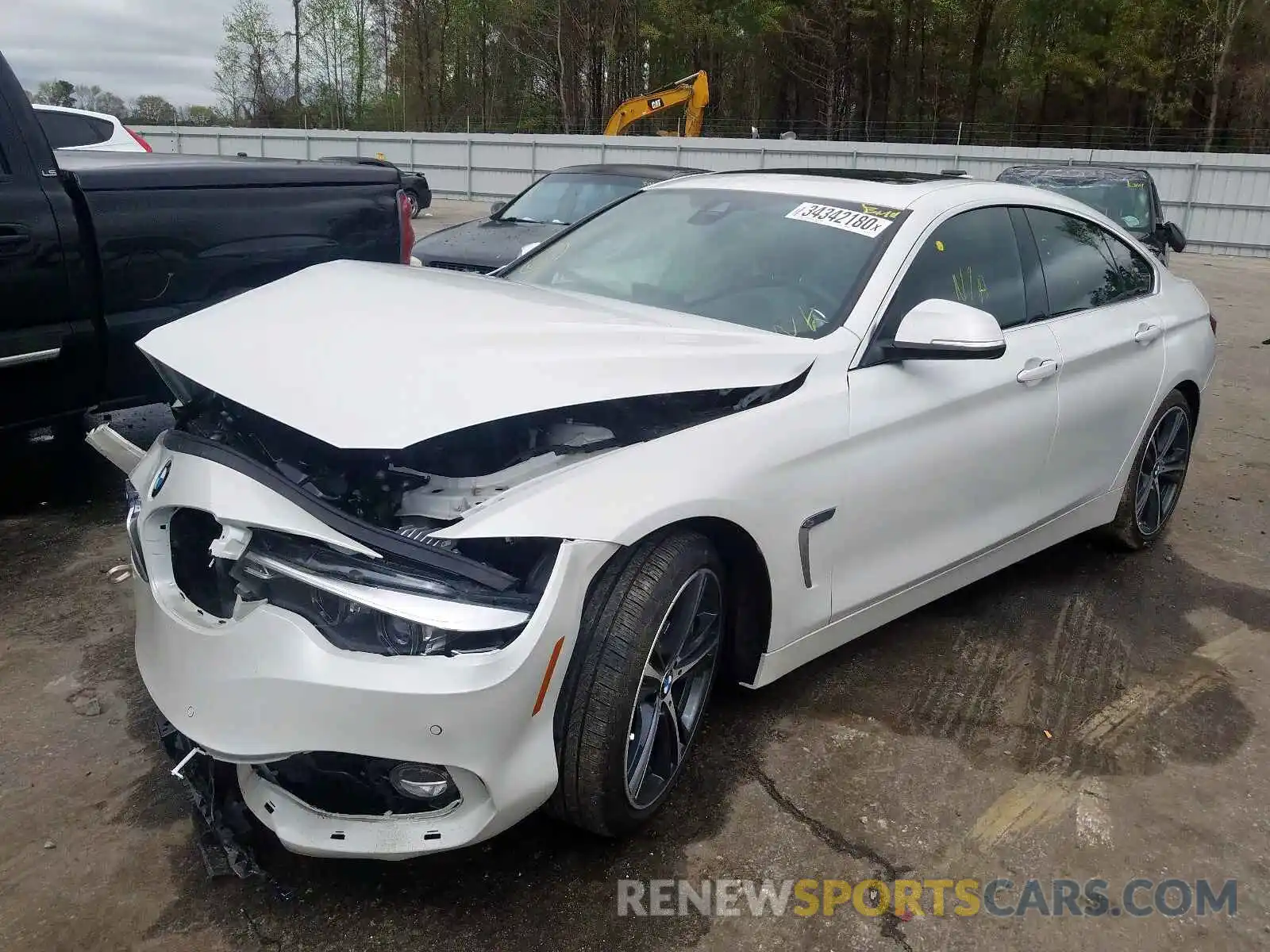 2 Photograph of a damaged car WBA4J1C04LBU67847 BMW 4 SERIES 2020