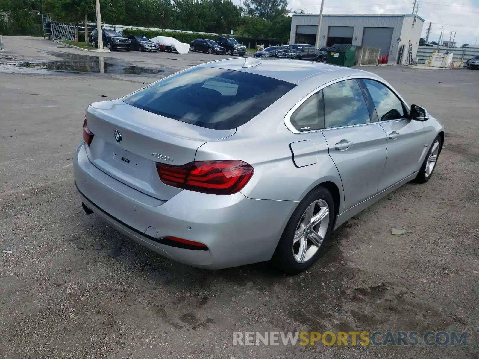 4 Photograph of a damaged car WBA4J1C04LCE43948 BMW 4 SERIES 2020