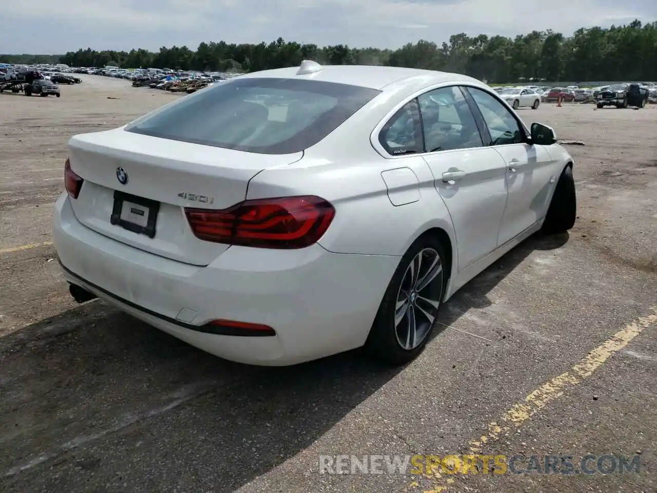 4 Photograph of a damaged car WBA4J1C06LCE01104 BMW 4 SERIES 2020