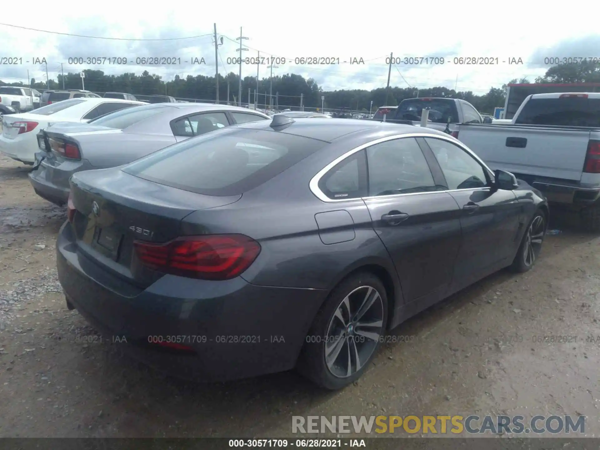 4 Photograph of a damaged car WBA4J1C06LCE16265 BMW 4 SERIES 2020