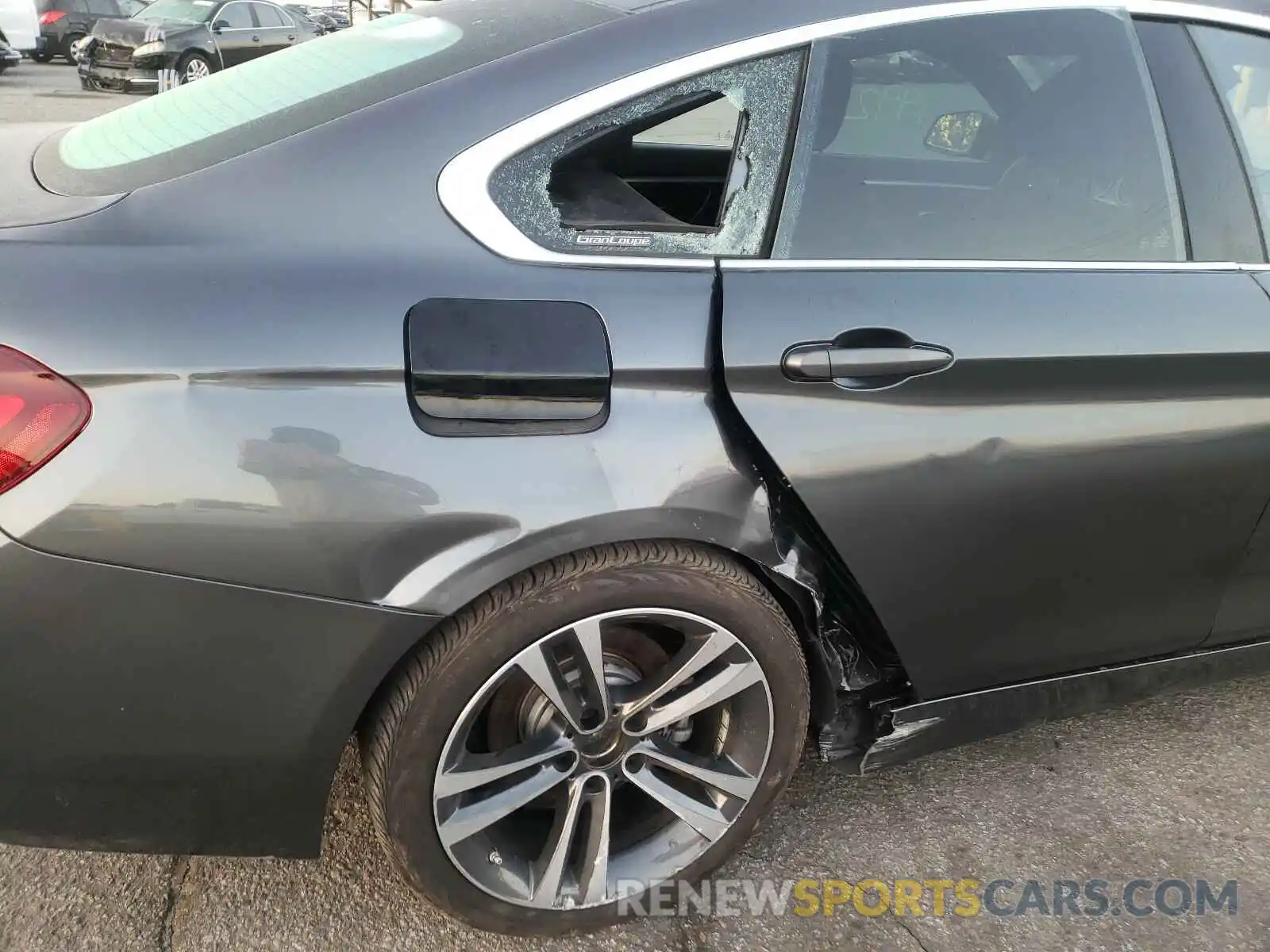 9 Photograph of a damaged car WBA4J1C06LCE34720 BMW 4 SERIES 2020