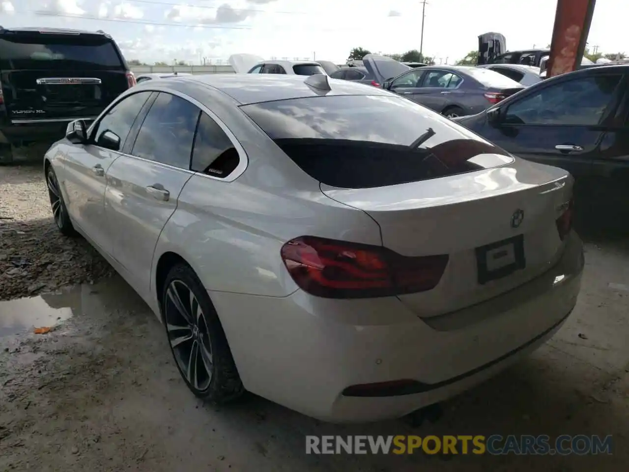 3 Photograph of a damaged car WBA4J1C07LBU68426 BMW 4 SERIES 2020