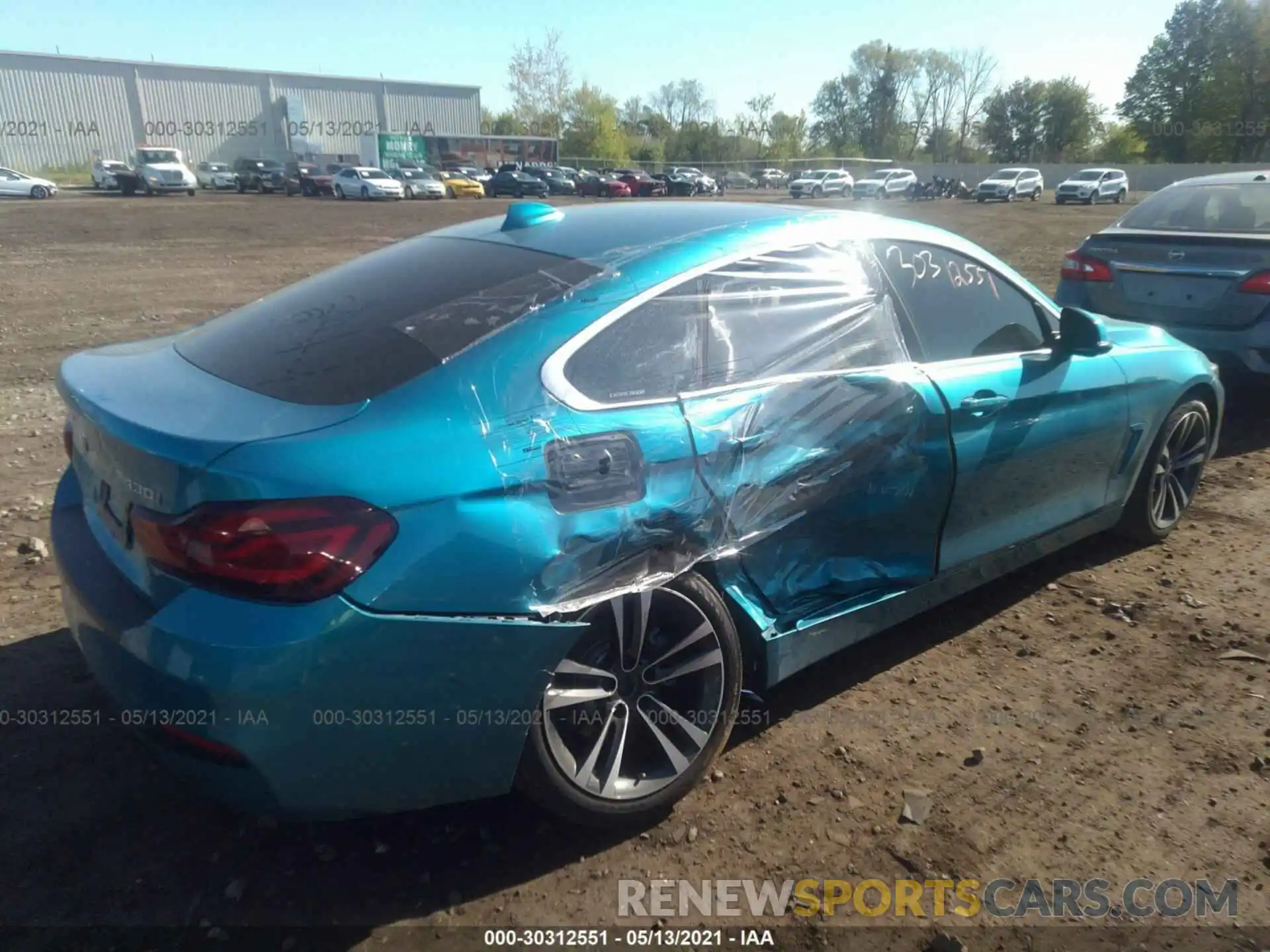 4 Photograph of a damaged car WBA4J3C02LCD12464 BMW 4 SERIES 2020