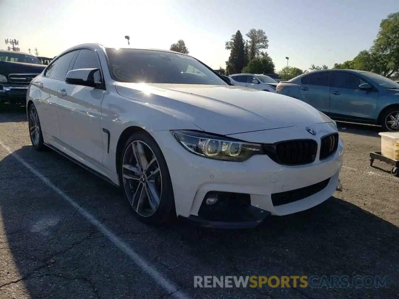 1 Photograph of a damaged car WBA4J5C0XLBU79220 BMW 4 SERIES 2020