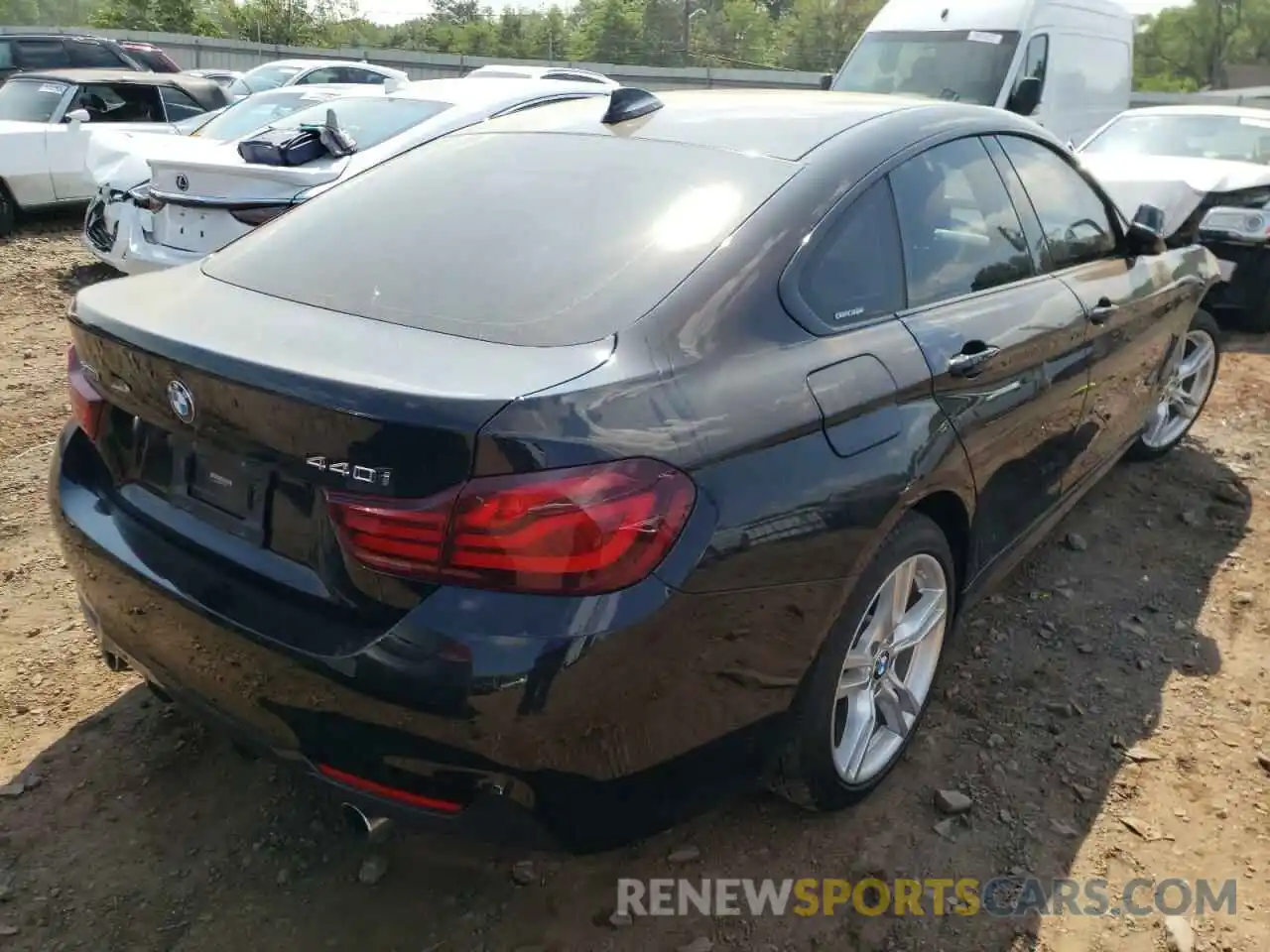 4 Photograph of a damaged car WBA4J7C04LBV99624 BMW 4 SERIES 2020