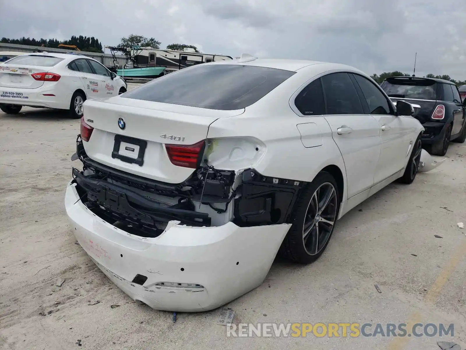 4 Photograph of a damaged car WBA4J7C05LBV99681 BMW 4 SERIES 2020