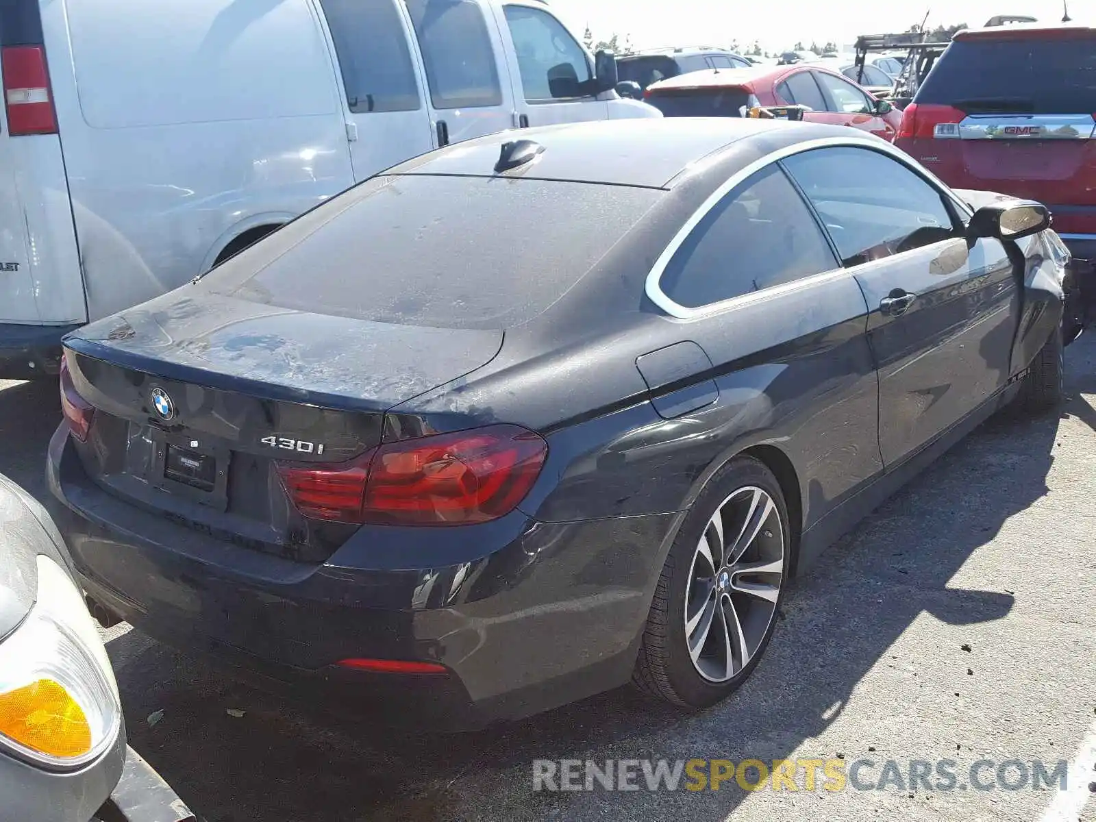 4 Photograph of a damaged car WBA4W3C00LFH44650 BMW 4 SERIES 2020