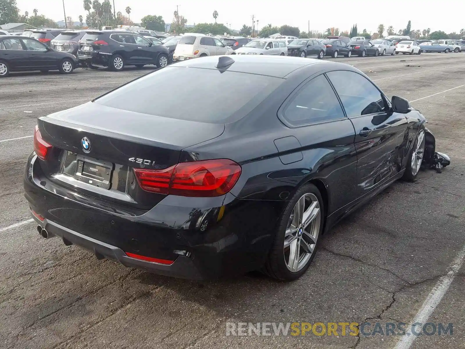 4 Photograph of a damaged car WBA4W3C01LAG91776 BMW 4 SERIES 2020