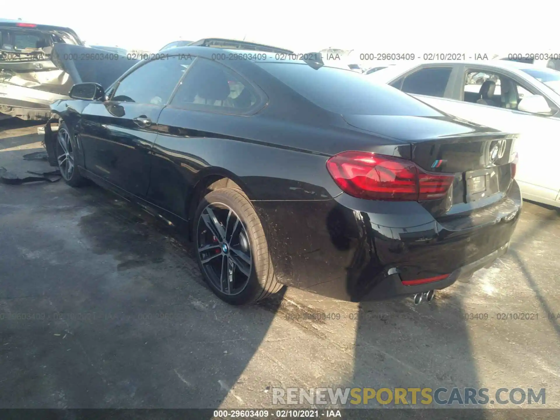 3 Photograph of a damaged car WBA4W3C03LFH45629 BMW 4 SERIES 2020