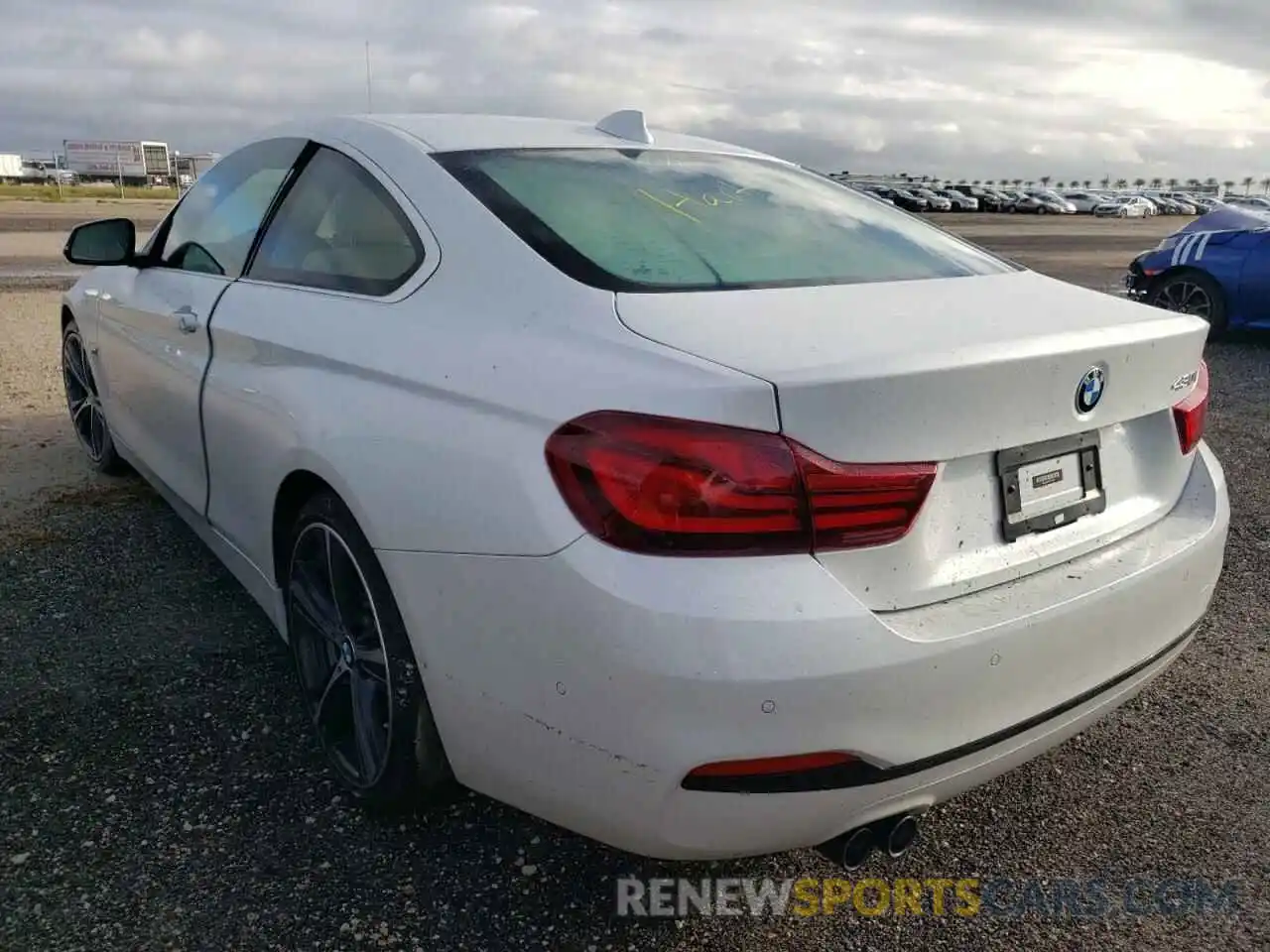 3 Photograph of a damaged car WBA4W3C05LFH18822 BMW 4 SERIES 2020