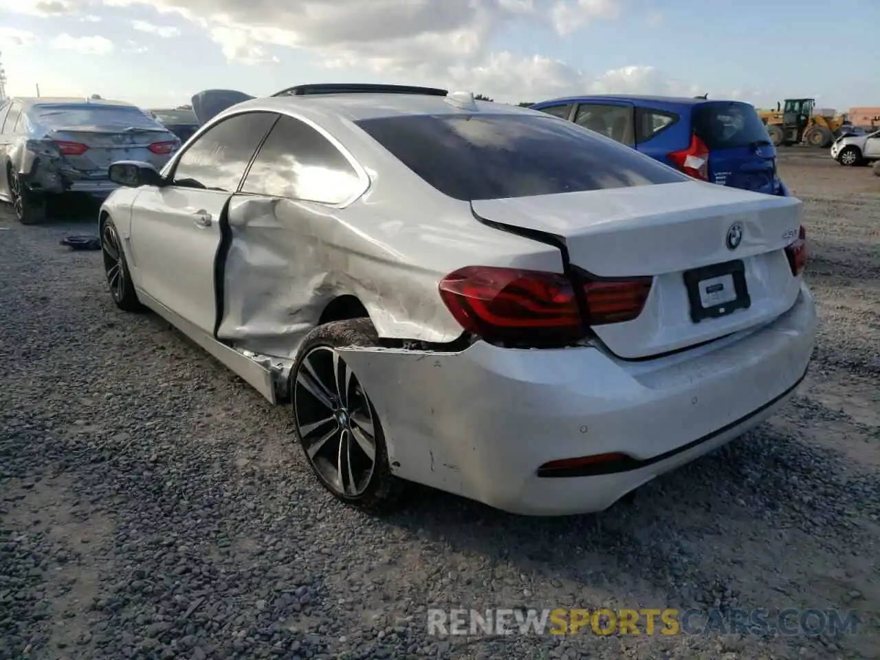 3 Photograph of a damaged car WBA4W3C05LFJ83701 BMW 4 SERIES 2020