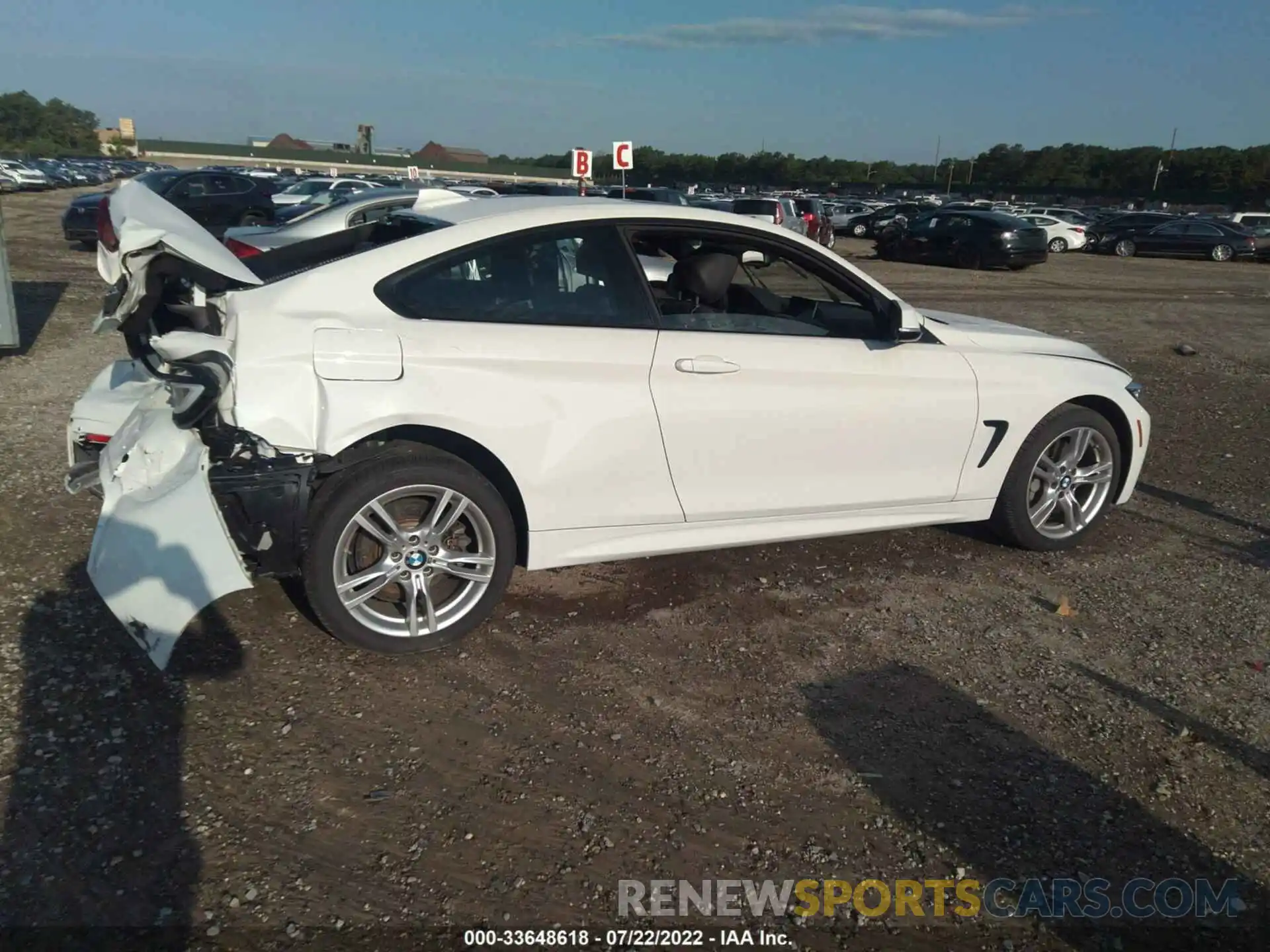 4 Photograph of a damaged car WBA4W5C05LAE51481 BMW 4 SERIES 2020