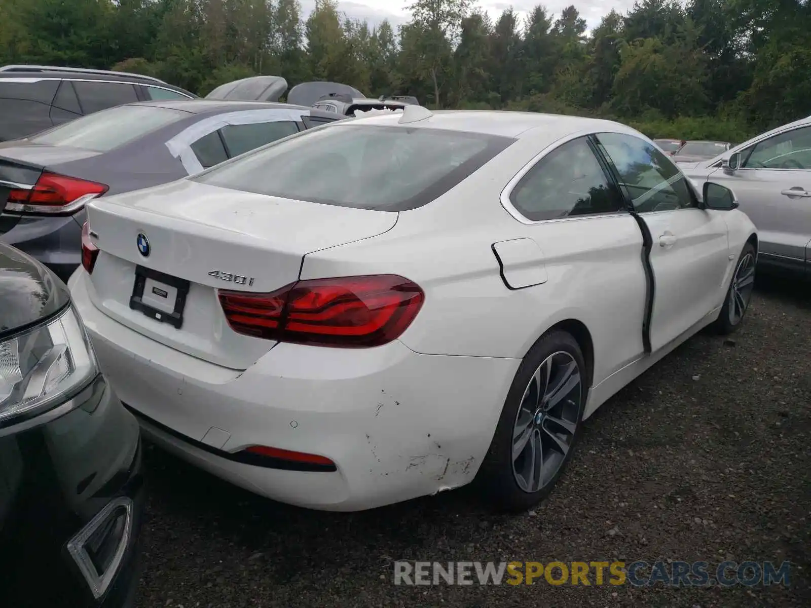 4 Photograph of a damaged car WBA4W5C09LFH63841 BMW 4 SERIES 2020