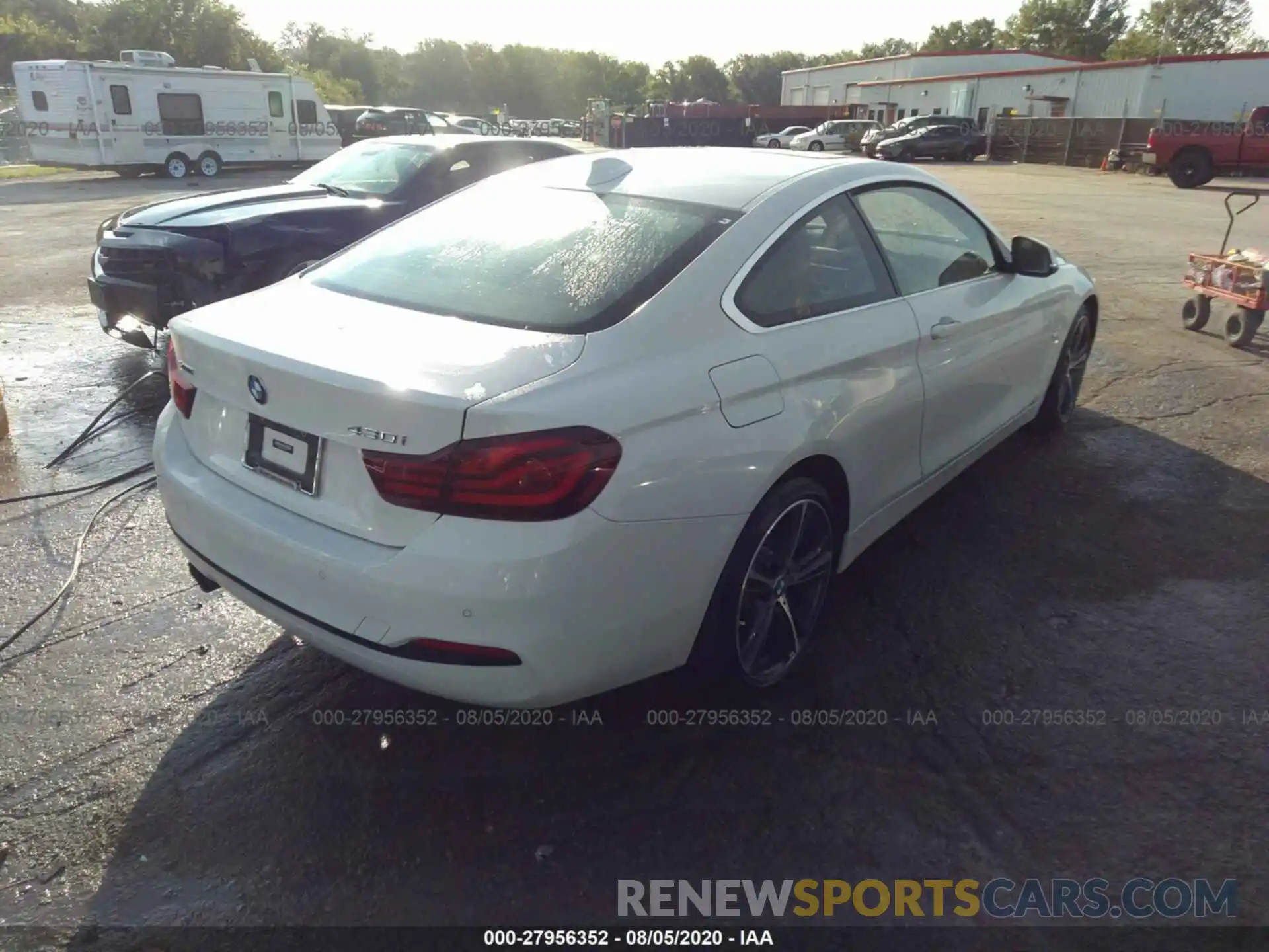 3 Photograph of a damaged car WBA4W5C0XLFH33134 BMW 4 SERIES 2020