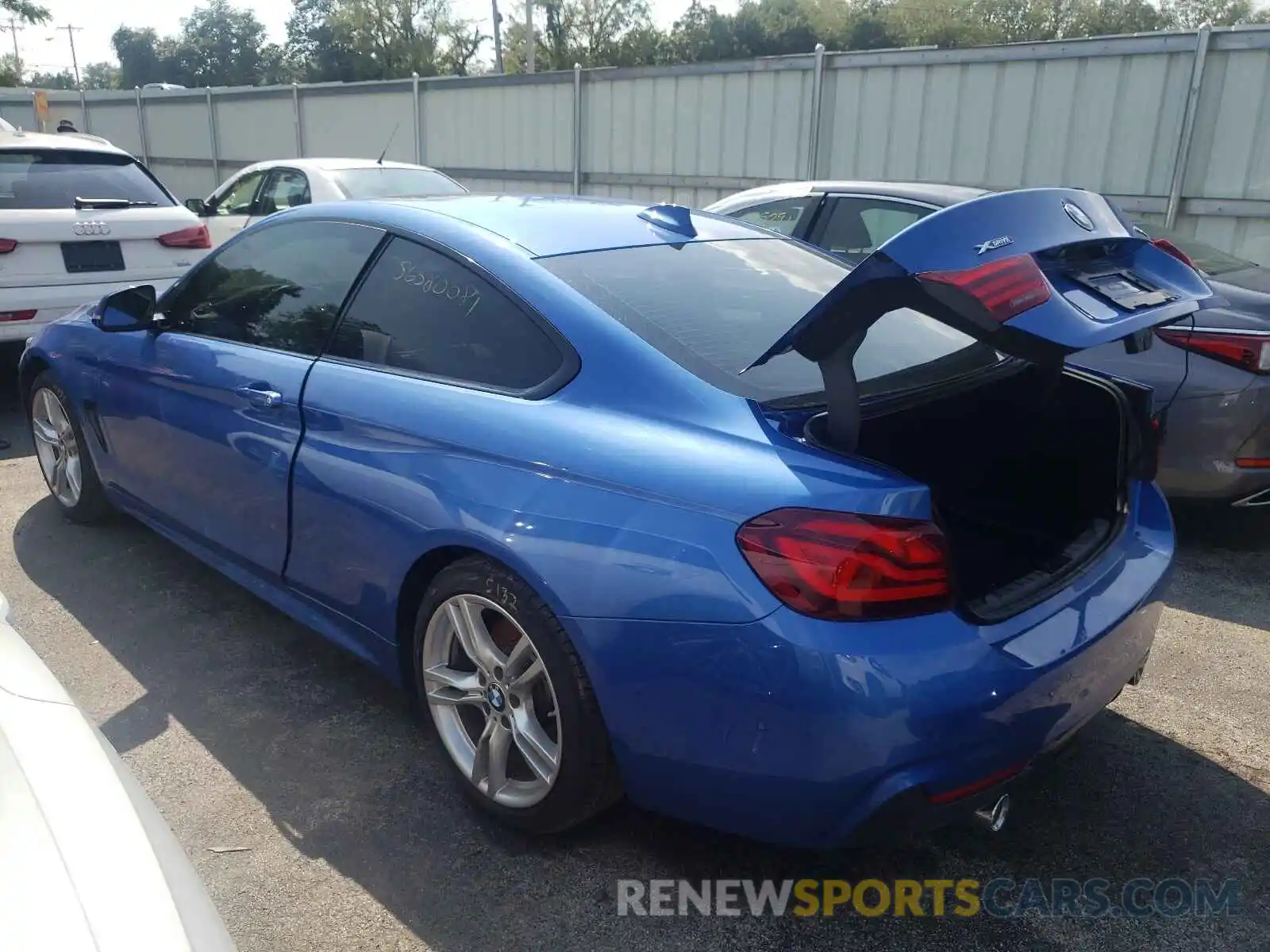 3 Photograph of a damaged car WBA4W9C01LFH81810 BMW 4 SERIES 2020