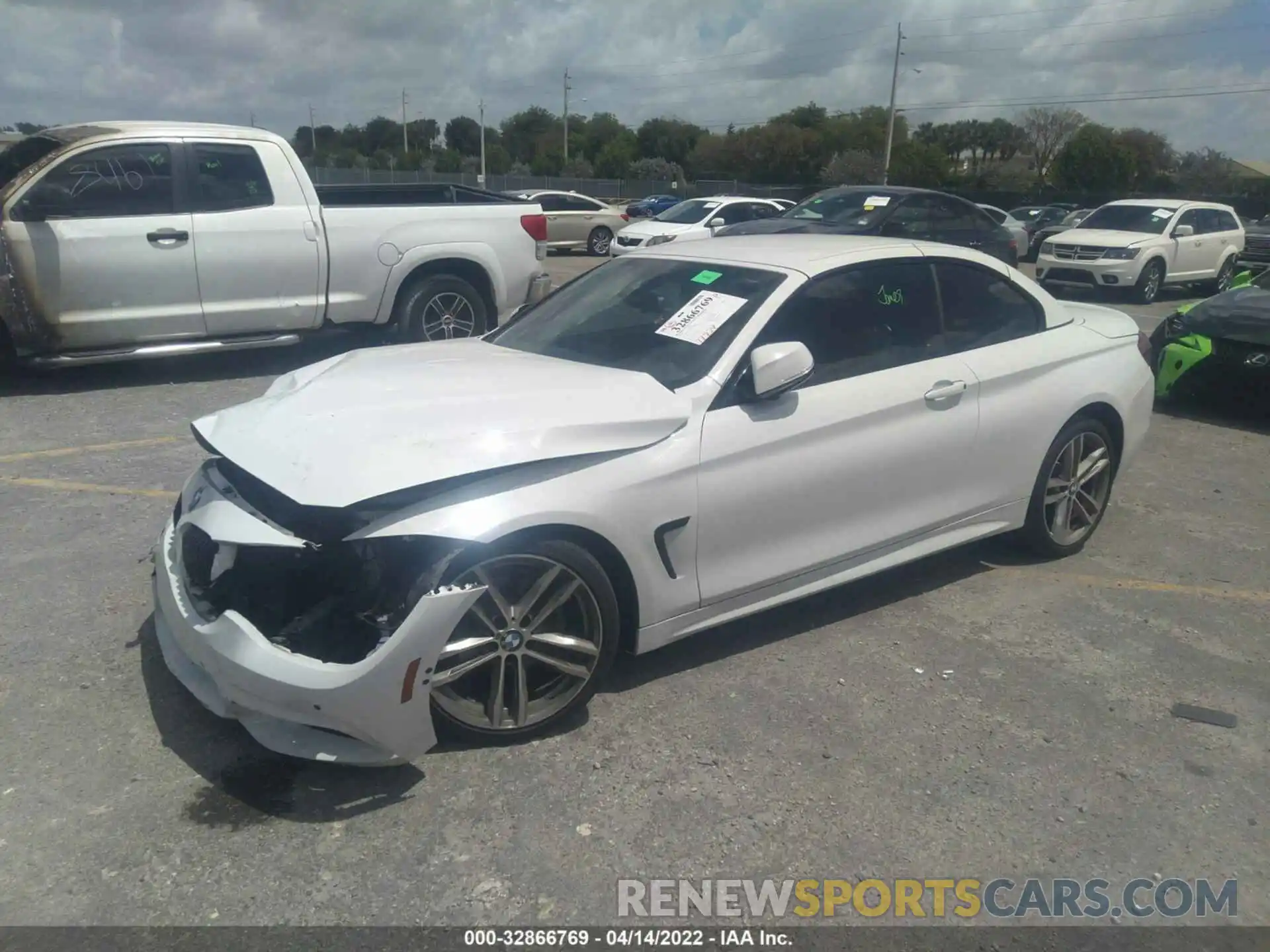 2 Photograph of a damaged car WBA4Z1C03L5N19430 BMW 4 SERIES 2020