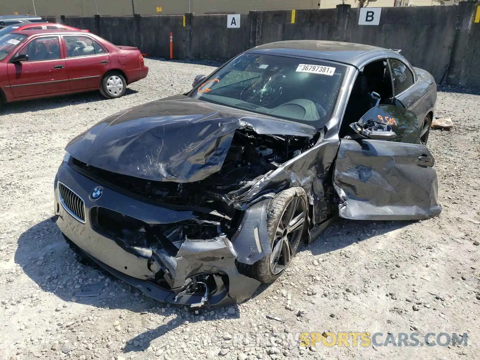 2 Фотография поврежденного автомобиля WBA4Z1C06L5P04894 BMW 4 SERIES 2020