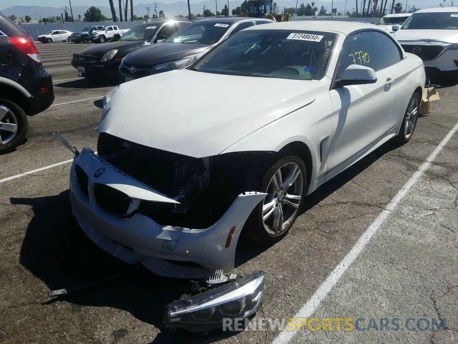 2 Photograph of a damaged car WBA4Z1C08L5N20668 BMW 4 SERIES 2020